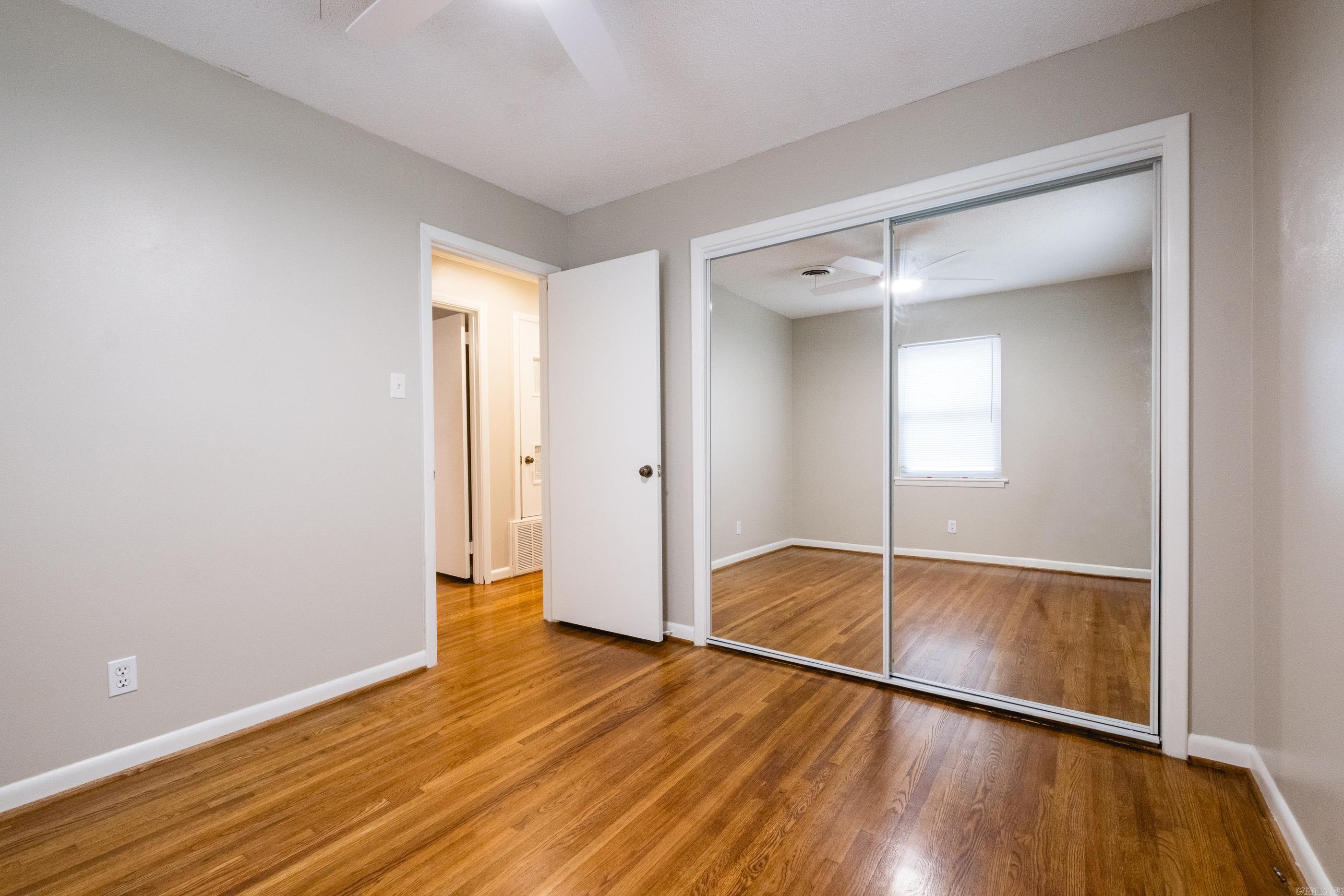 INDIAN HILLS - Residential
