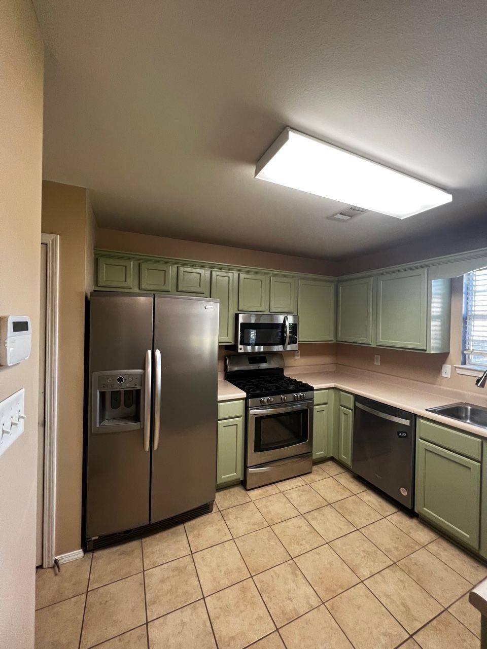 Auburn Hills - Residential Lease