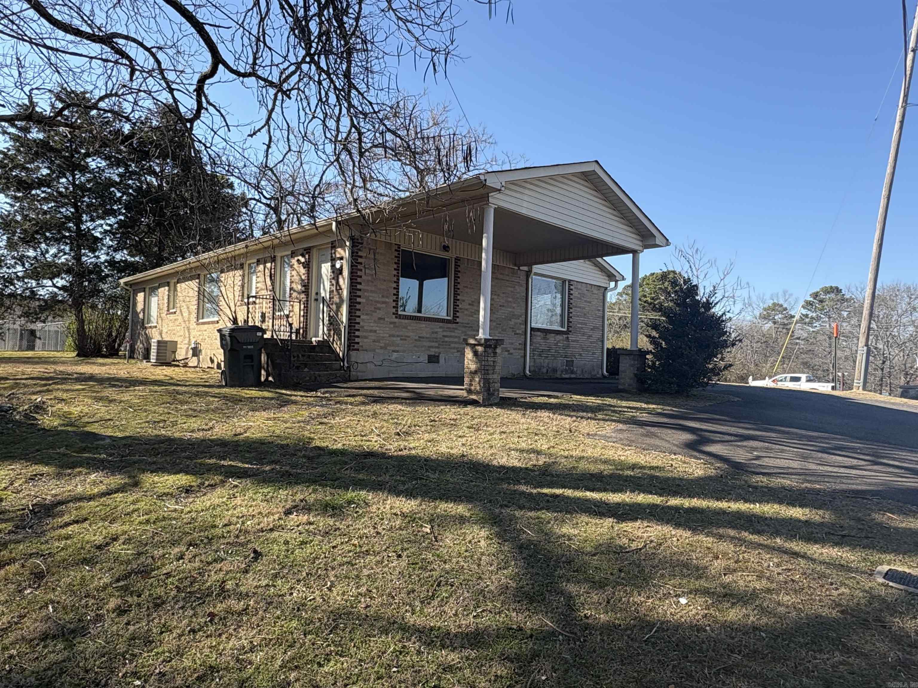 Cains Hwy 70 West - Commercial Sale