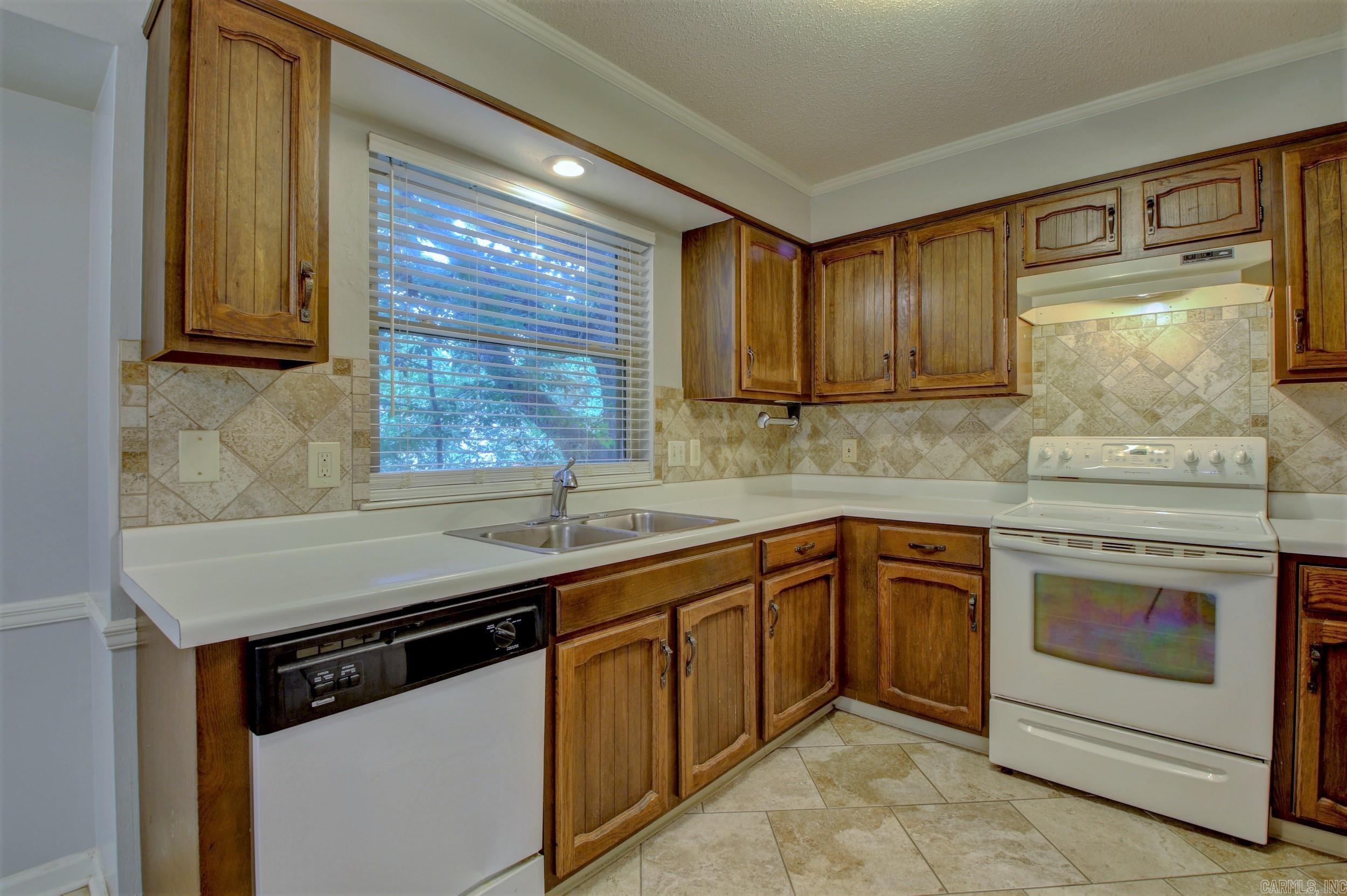 PARKWAY PLACE - Residential