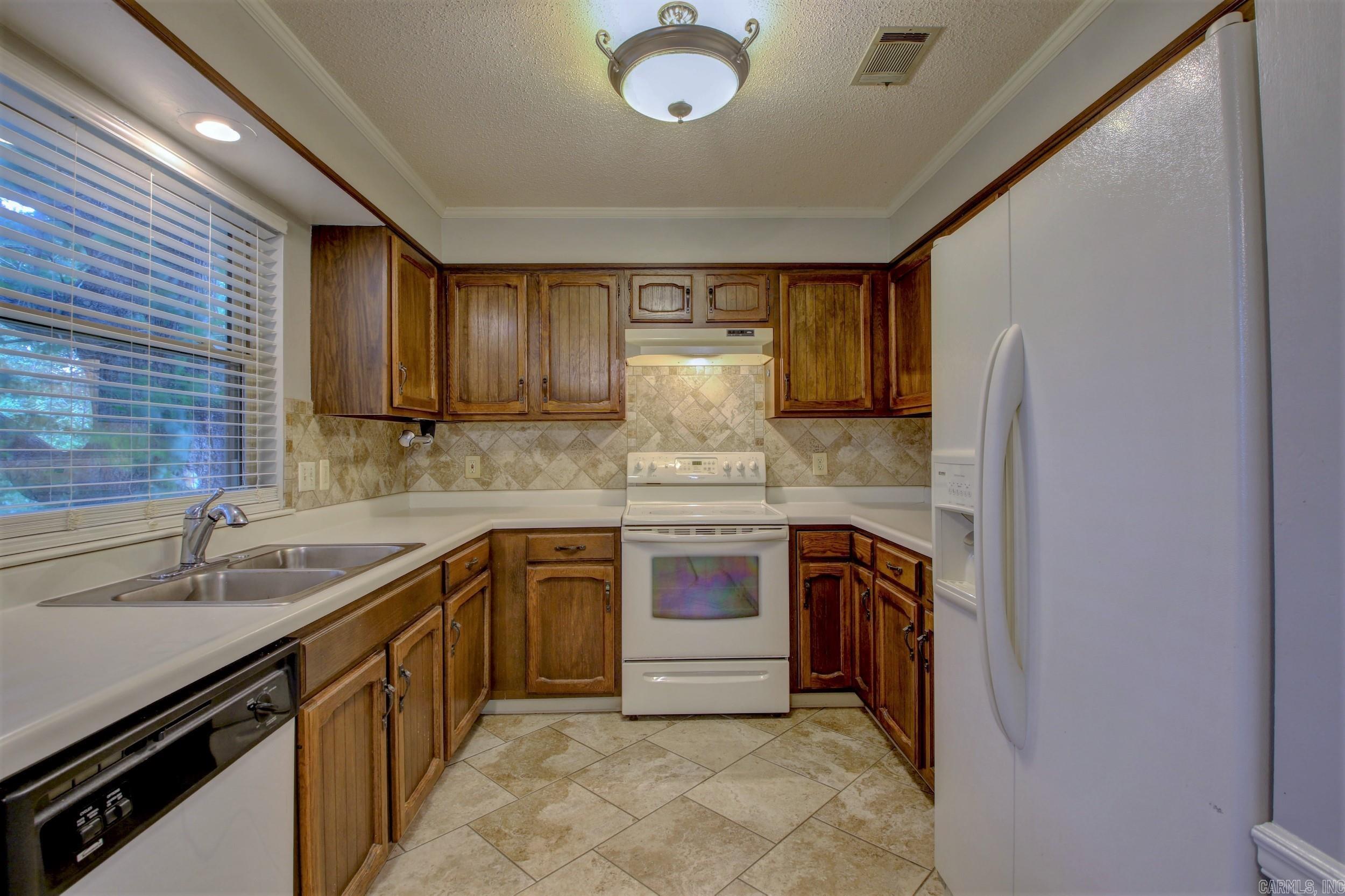 PARKWAY PLACE - Residential