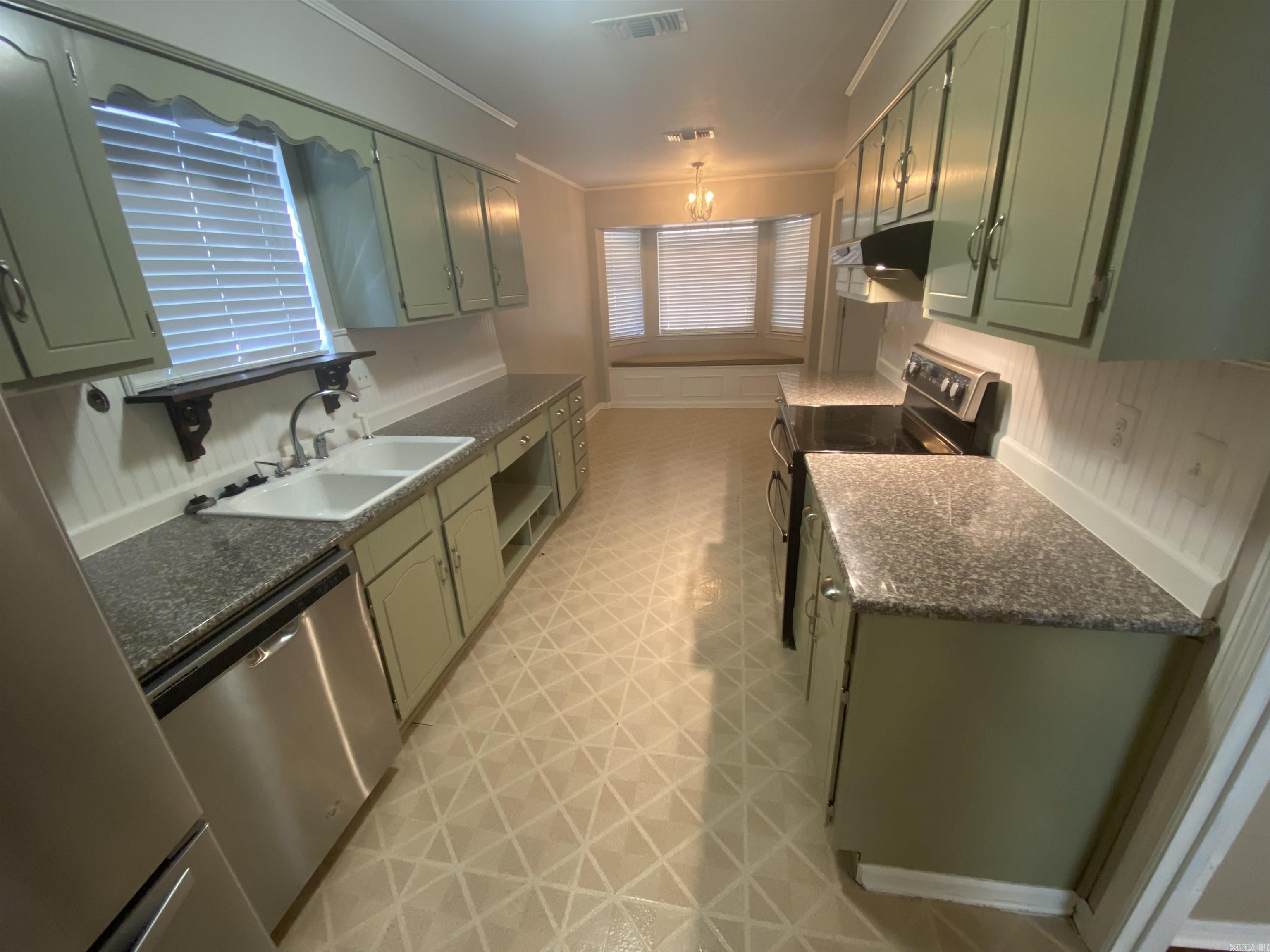 Turtle Creek - Residential Lease