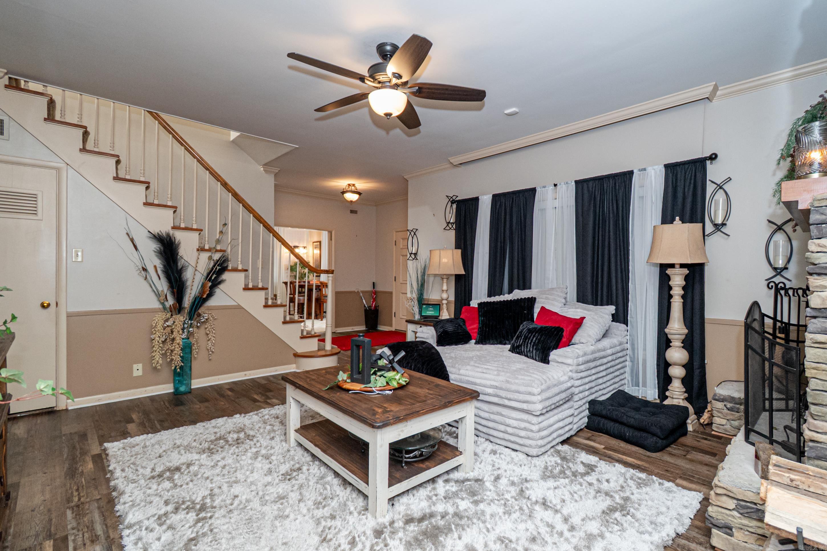 THOMPSON HEIGHTS 2ND S-D - Residential