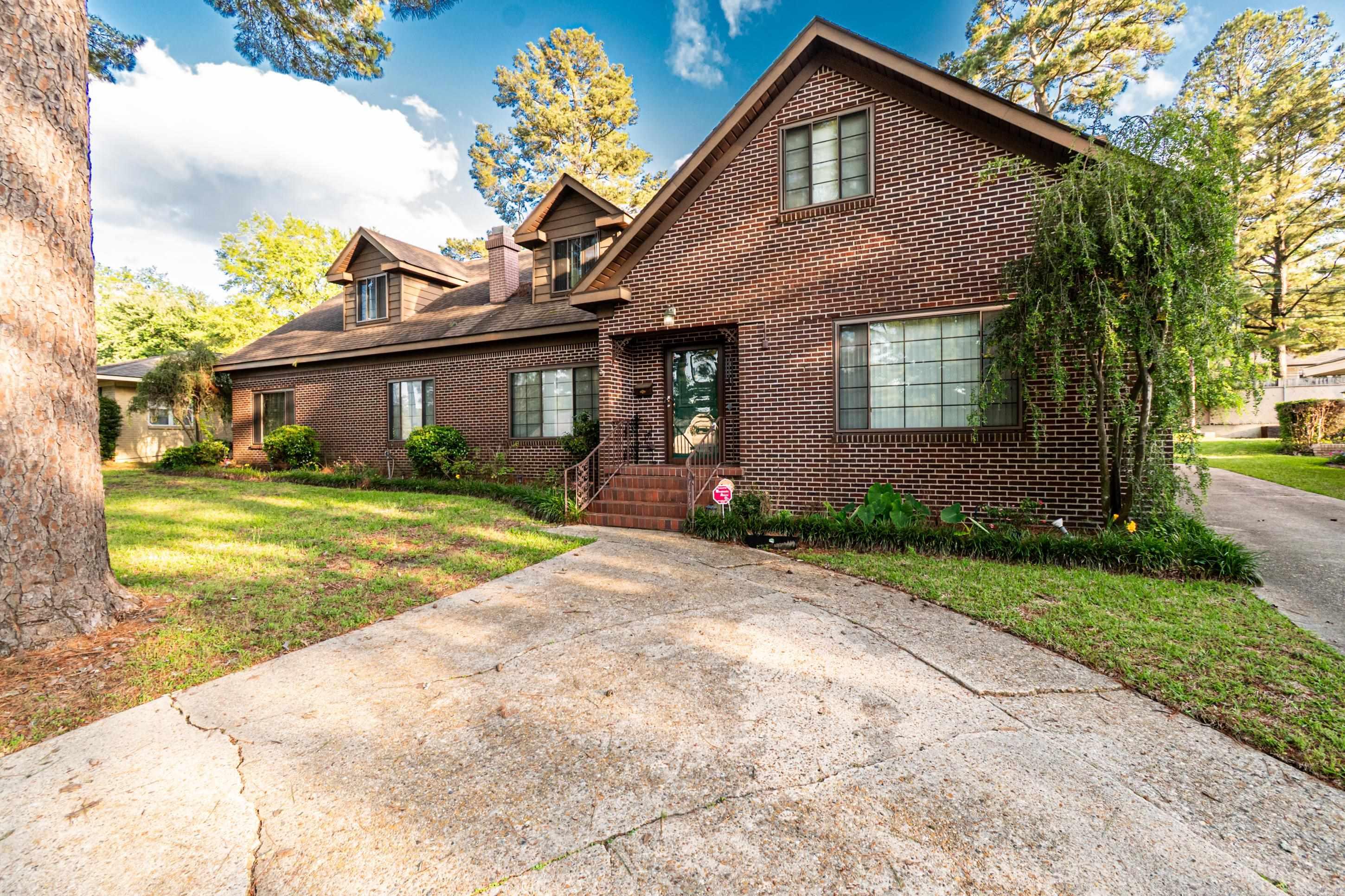 THOMPSON HEIGHTS 2ND S-D - Residential