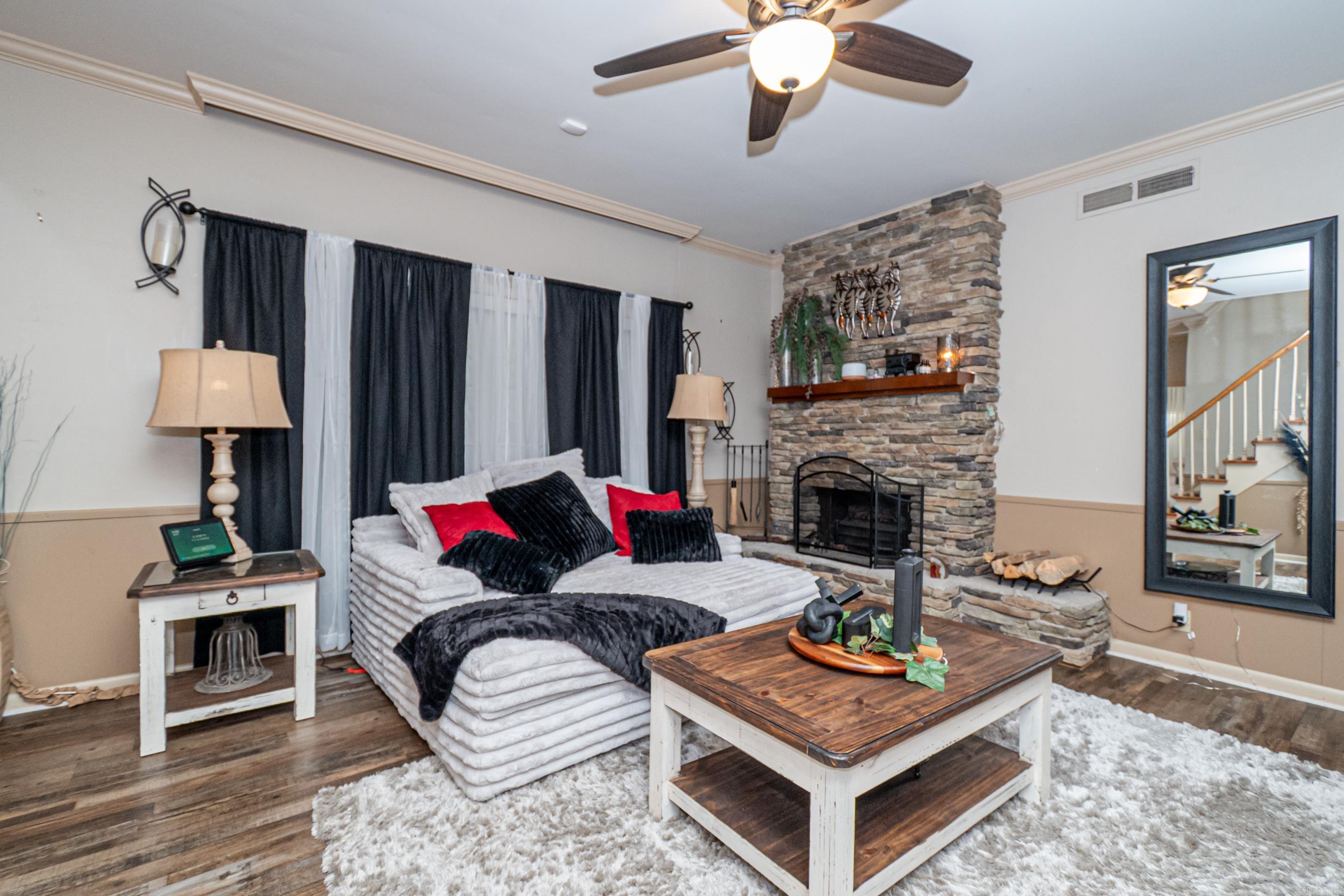 THOMPSON HEIGHTS 2ND S-D - Residential