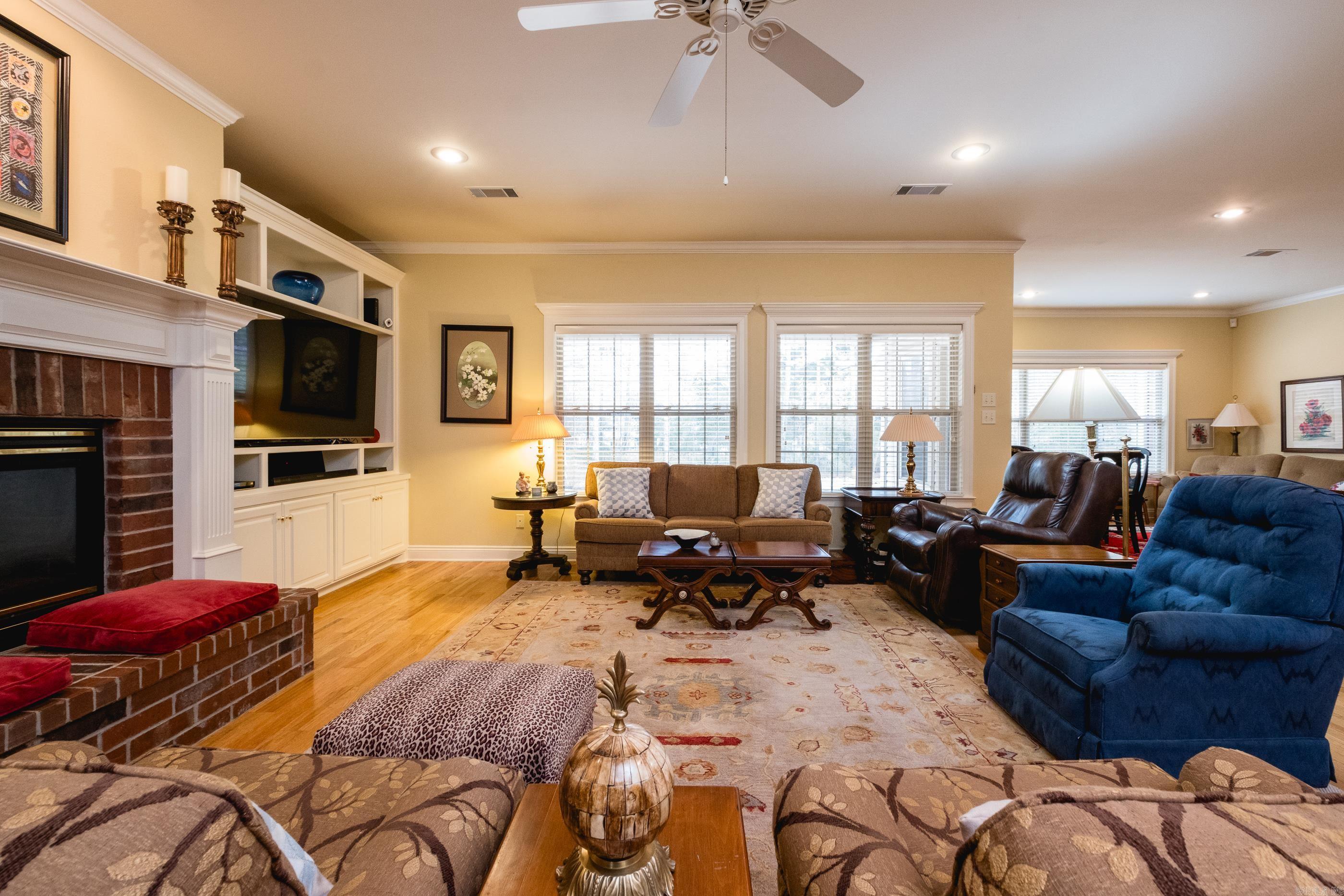 CHENAL VALLEY MARGEUAX - Residential