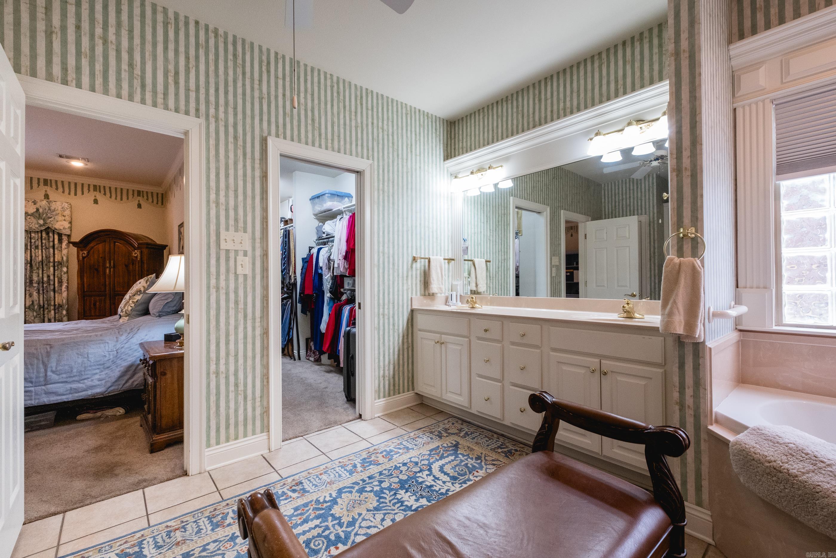 CHENAL VALLEY MARGEUAX - Residential