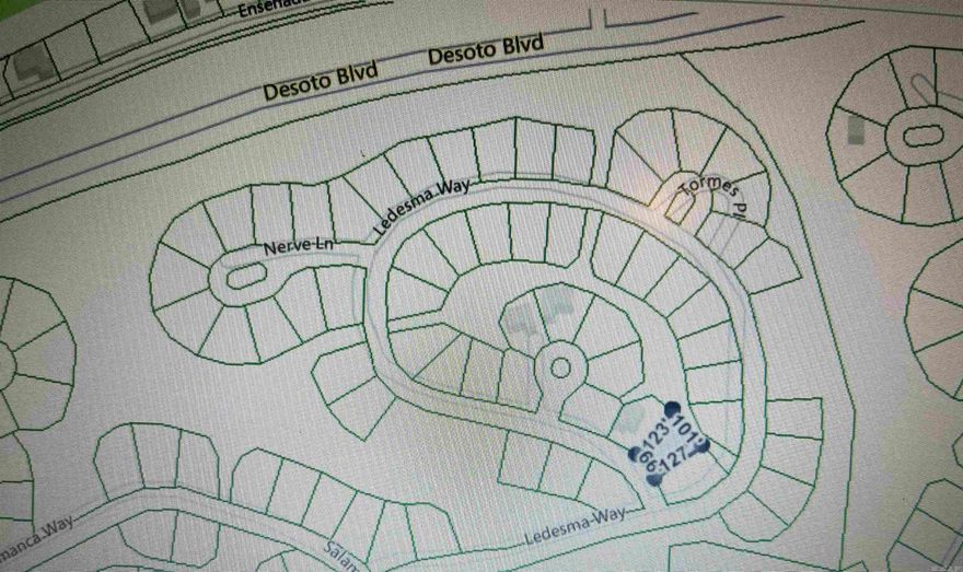 This lot is in a very secluded area, far away from any homes, with lots of privacy. Come experience "Village" life with our 9 professionally designed golf courses, including the private Diamante golf course. Our 11 lakes, numerous walking and hiking trails, and various clubs, allows the "vacation" feeling at all times in North America's largest gated community. Live the life you love in beautiful Hot Springs Village.