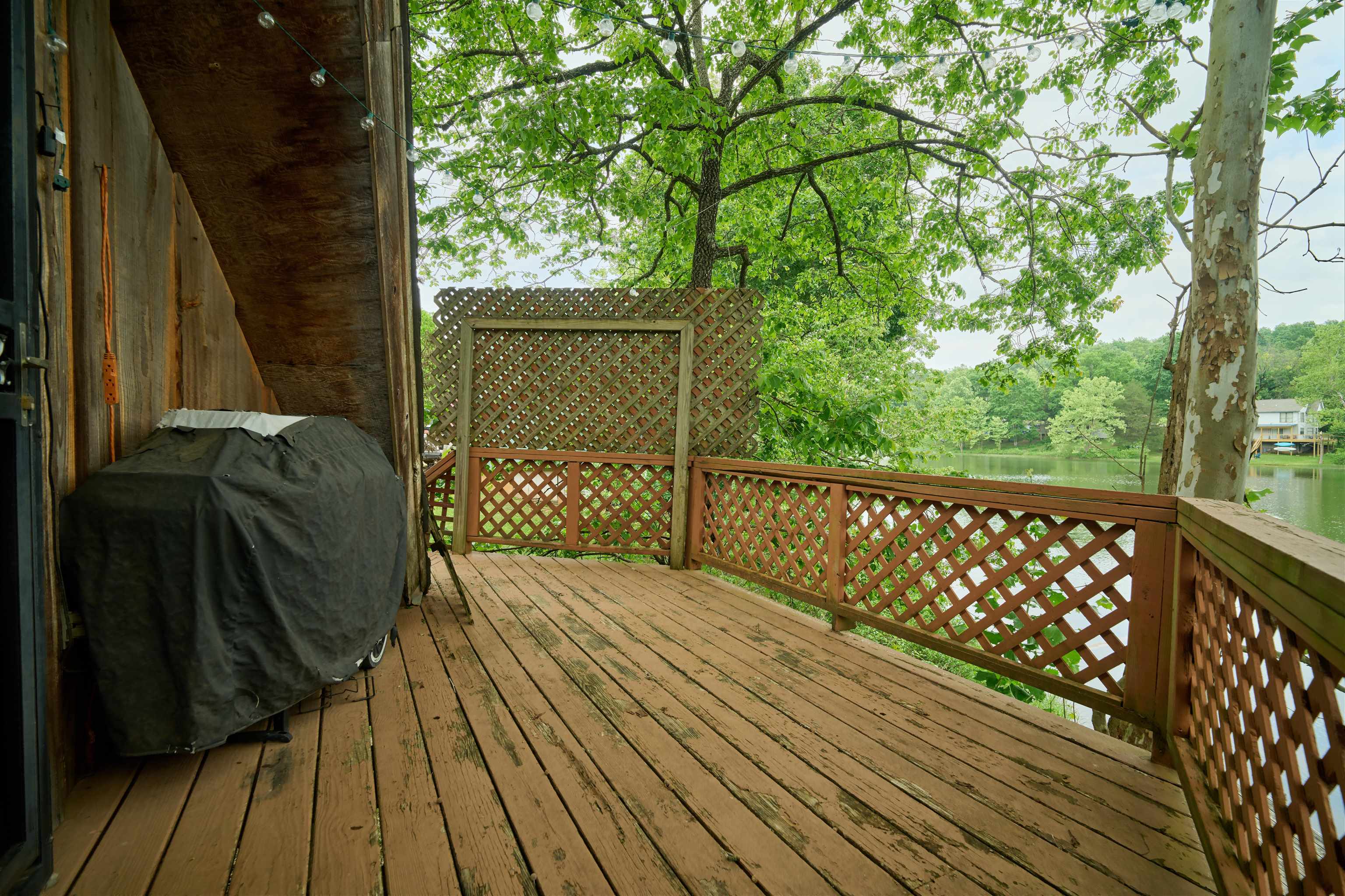 MOUNTAIN VIEW FIRST STONE - Residential