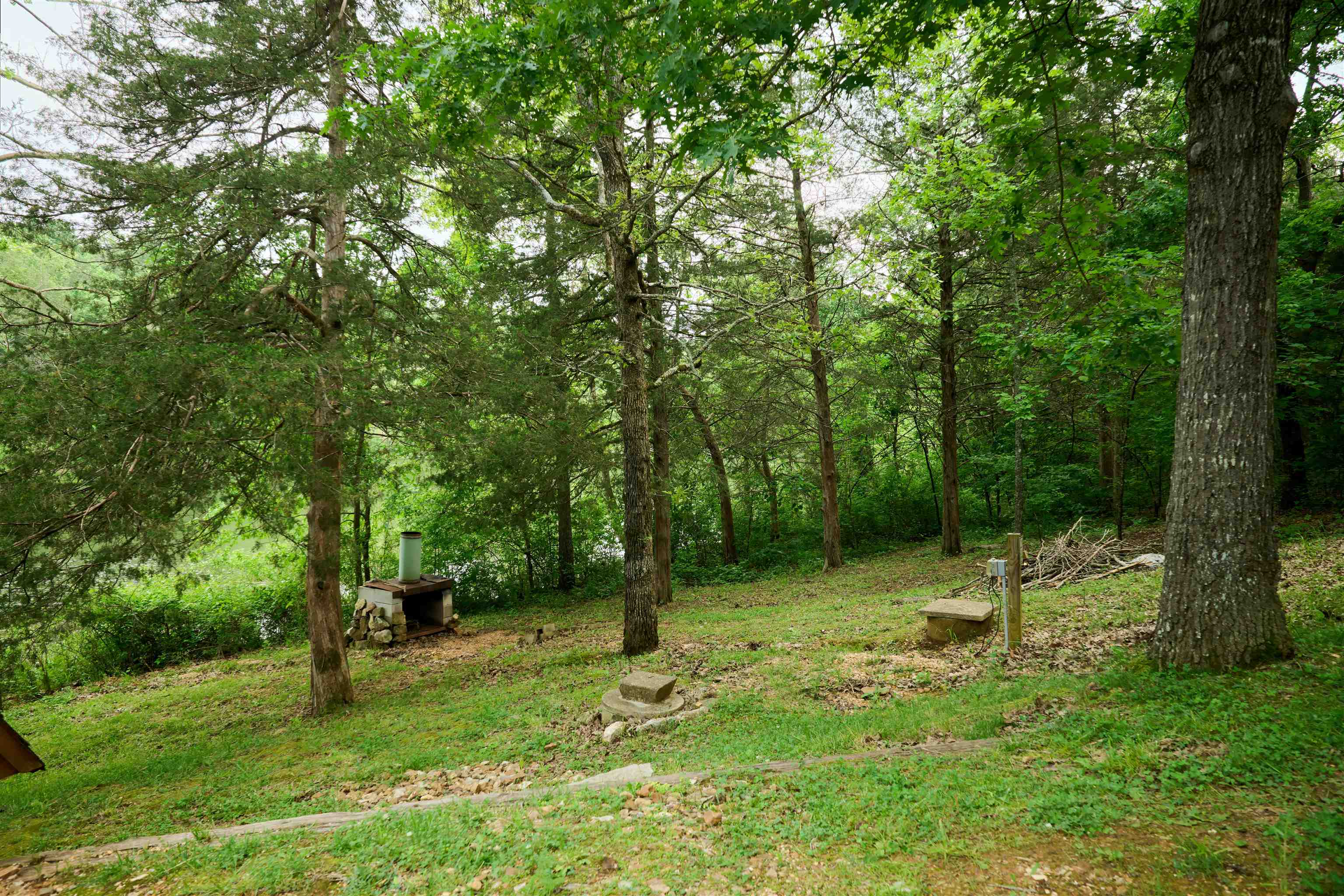 MOUNTAIN VIEW FIRST STONE - Residential