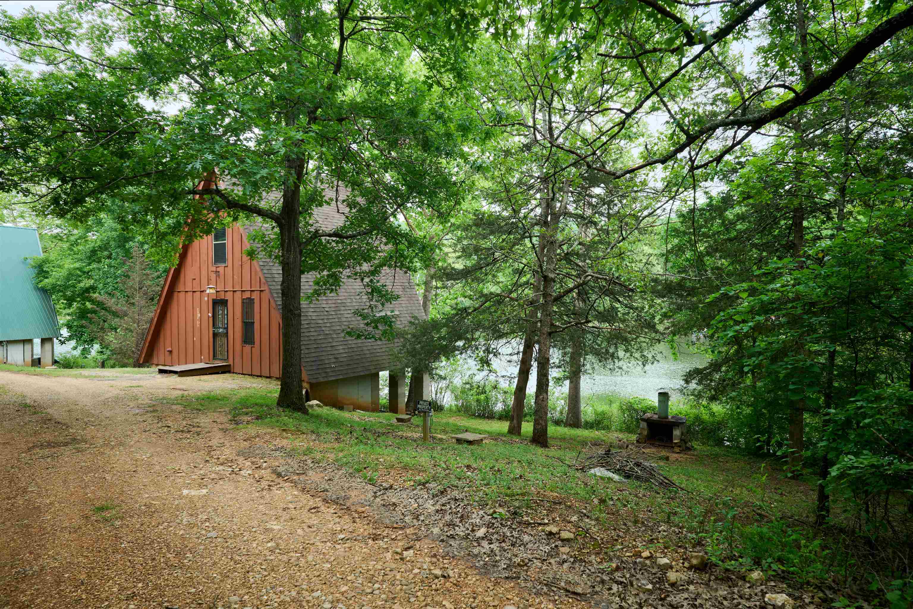 MOUNTAIN VIEW FIRST STONE - Residential