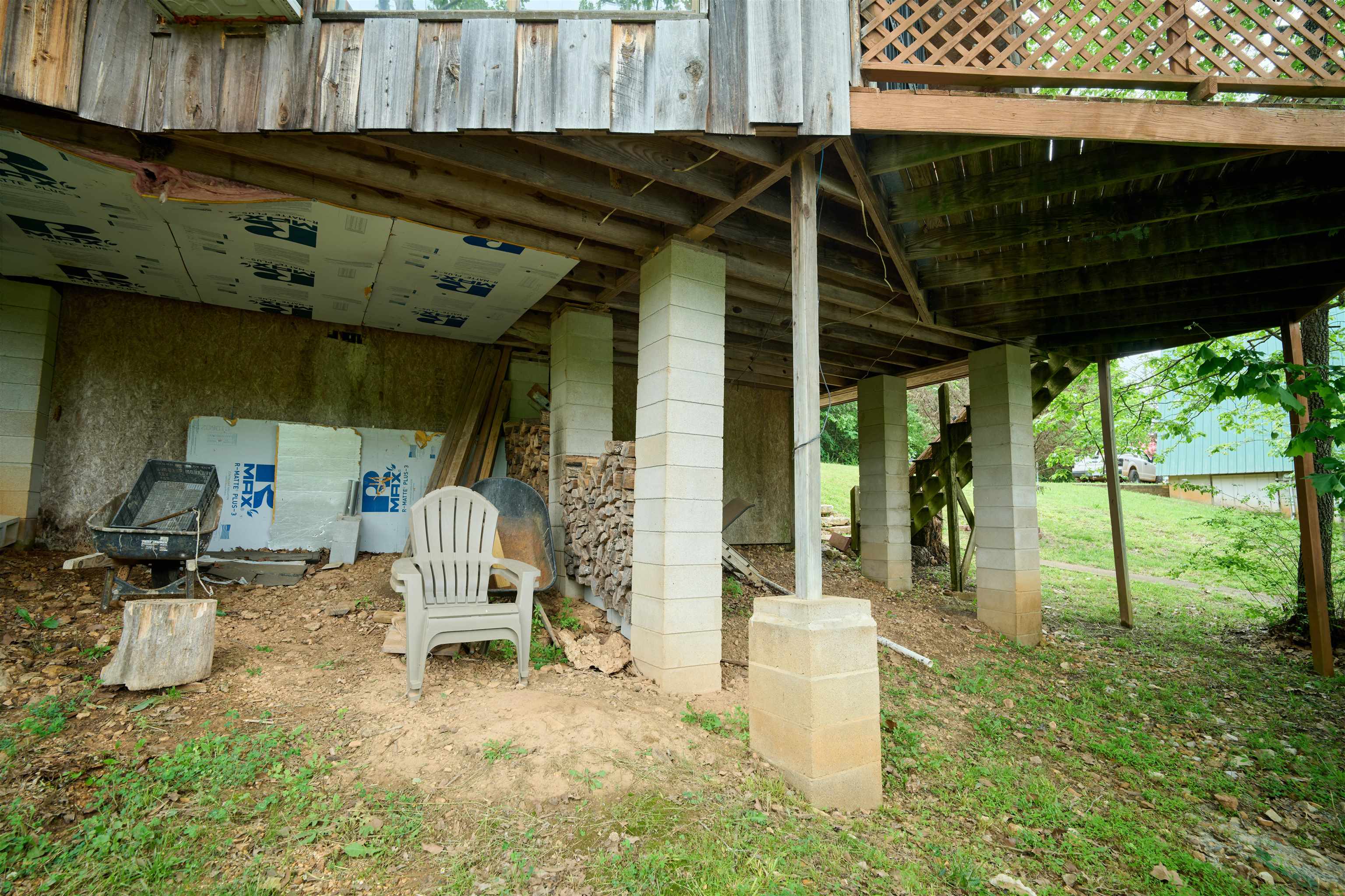 MOUNTAIN VIEW FIRST STONE - Residential