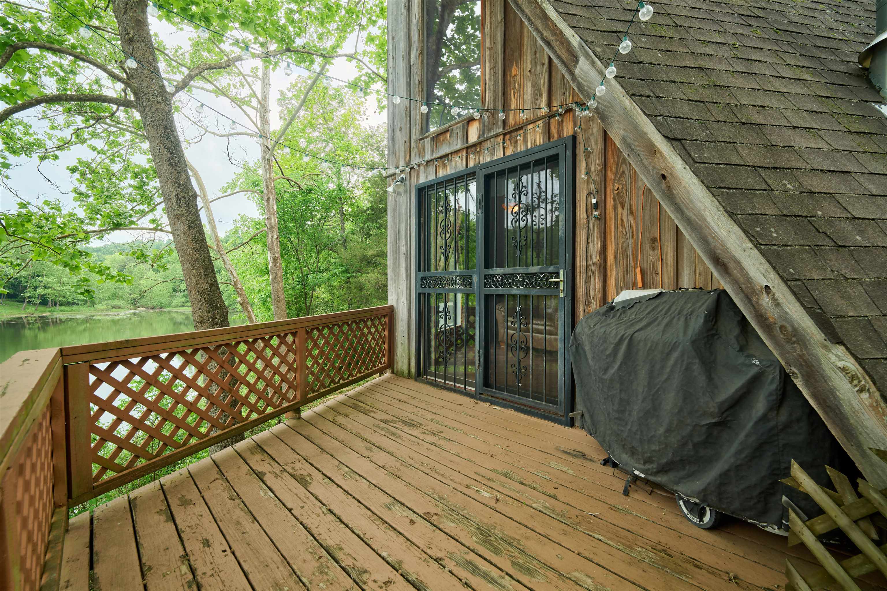 MOUNTAIN VIEW FIRST STONE - Residential