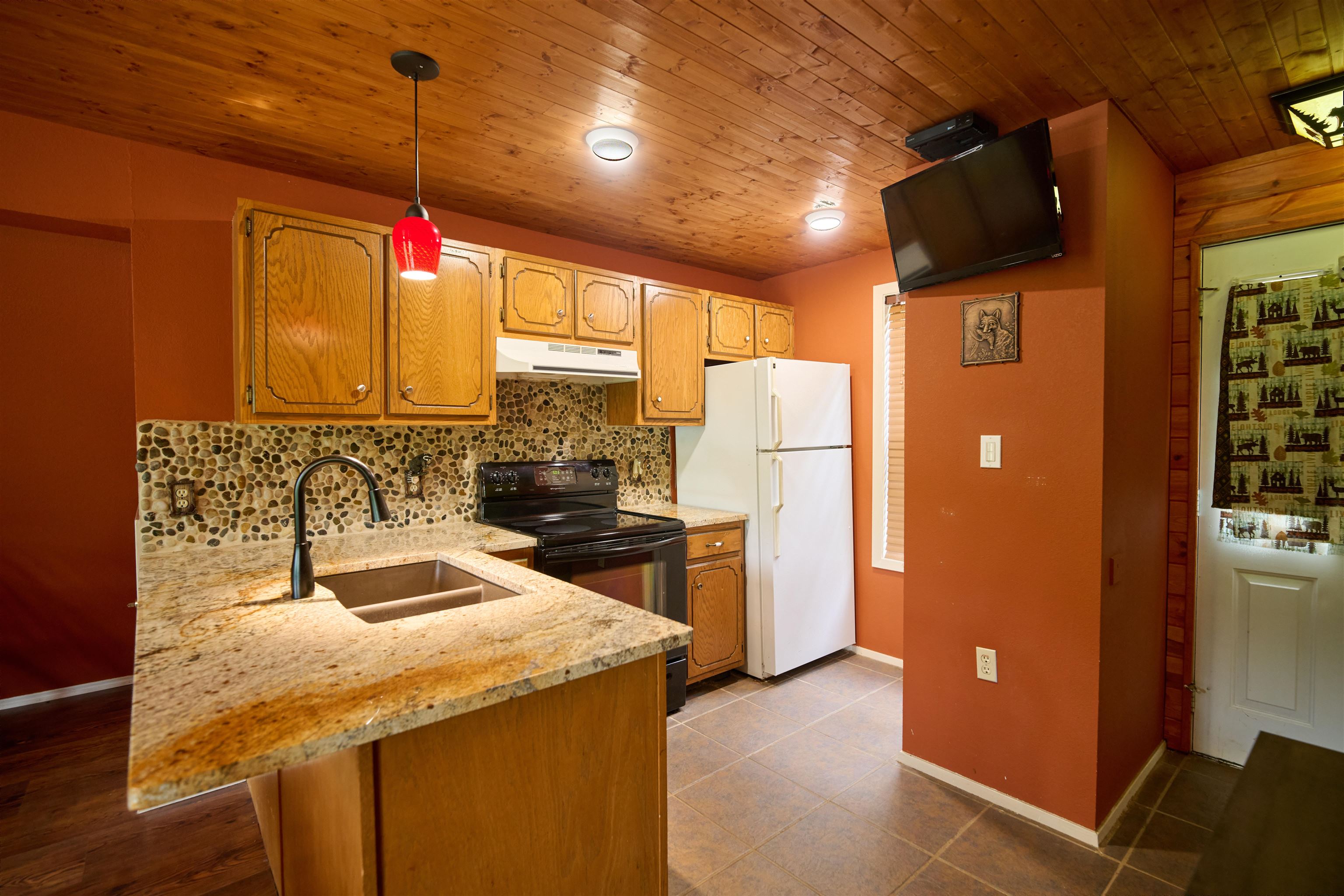 MOUNTAIN VIEW FIRST STONE - Residential