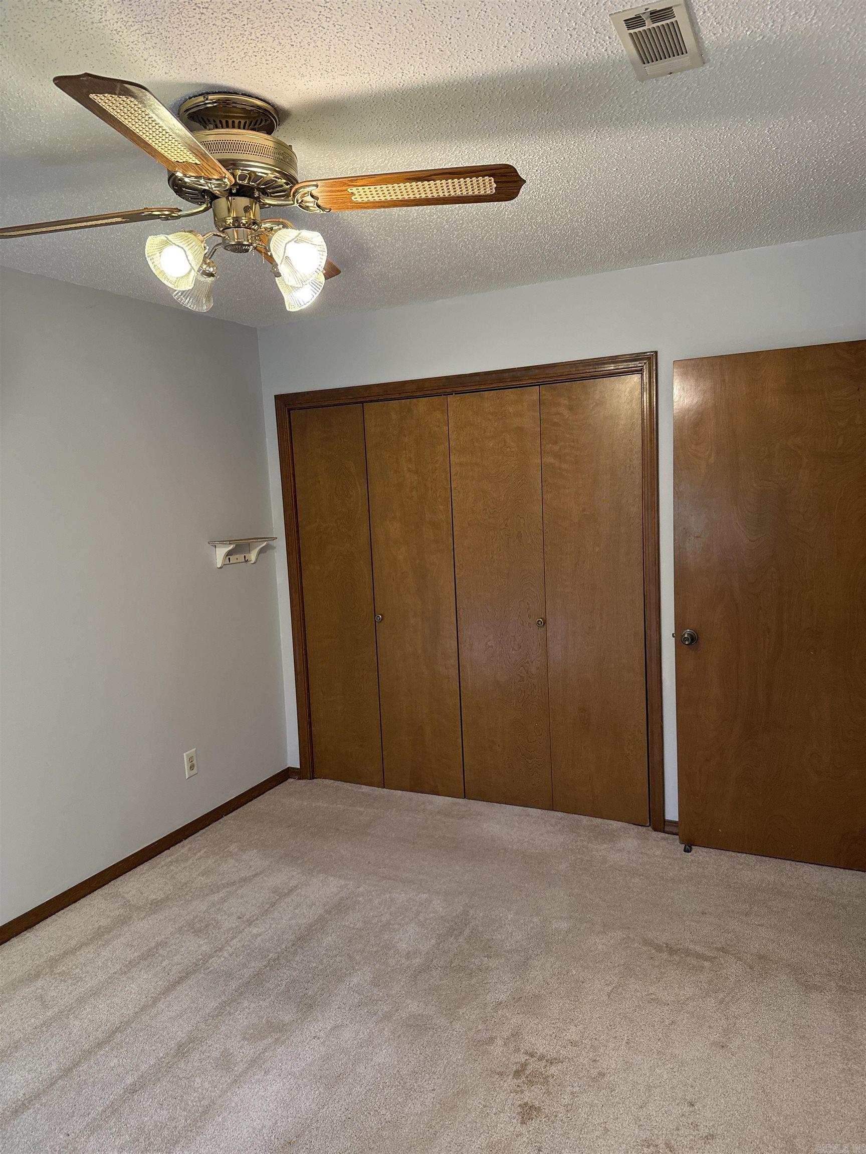 CHELSEA GLADE - Residential