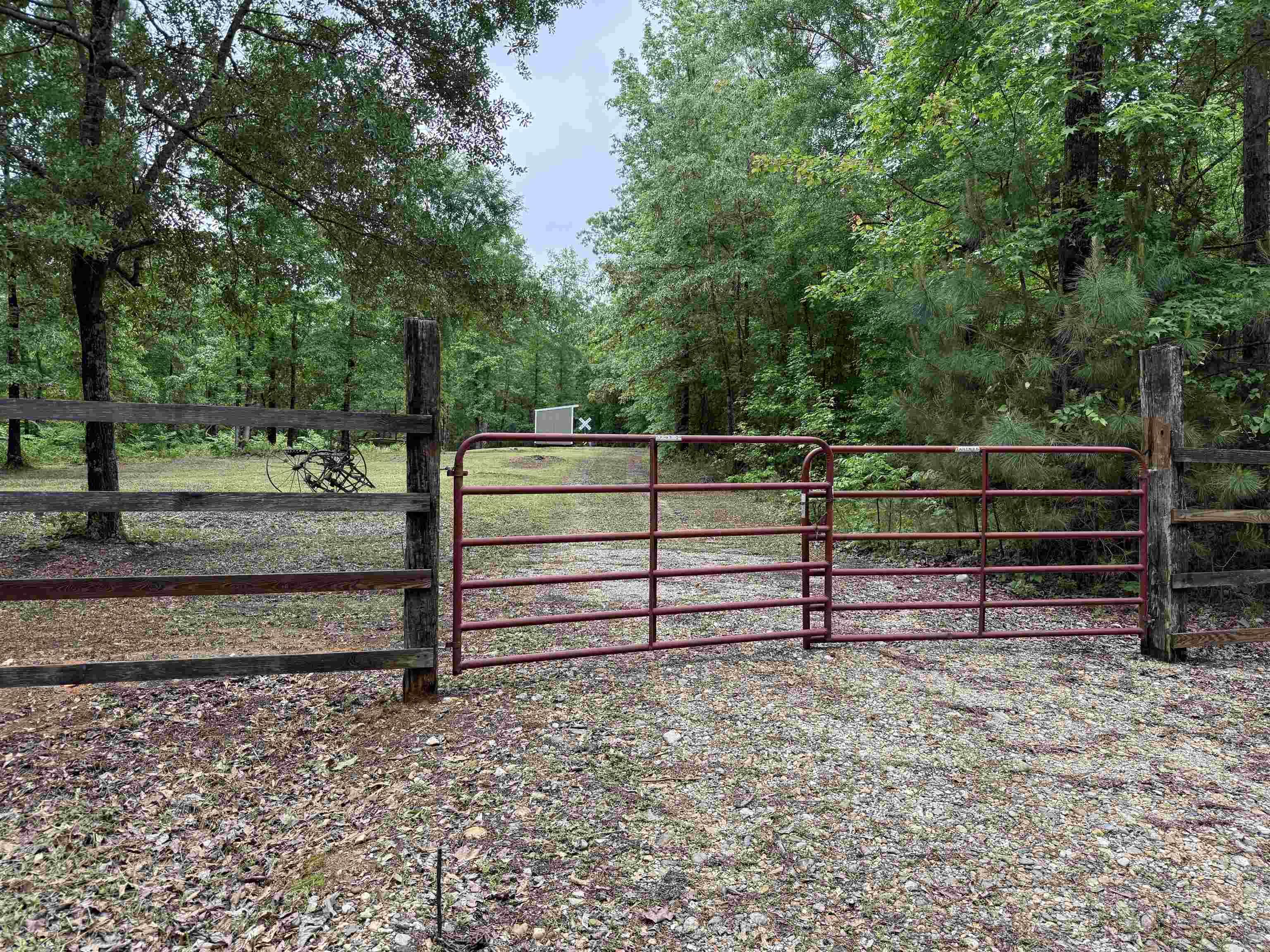 Metes & Bounds - Land