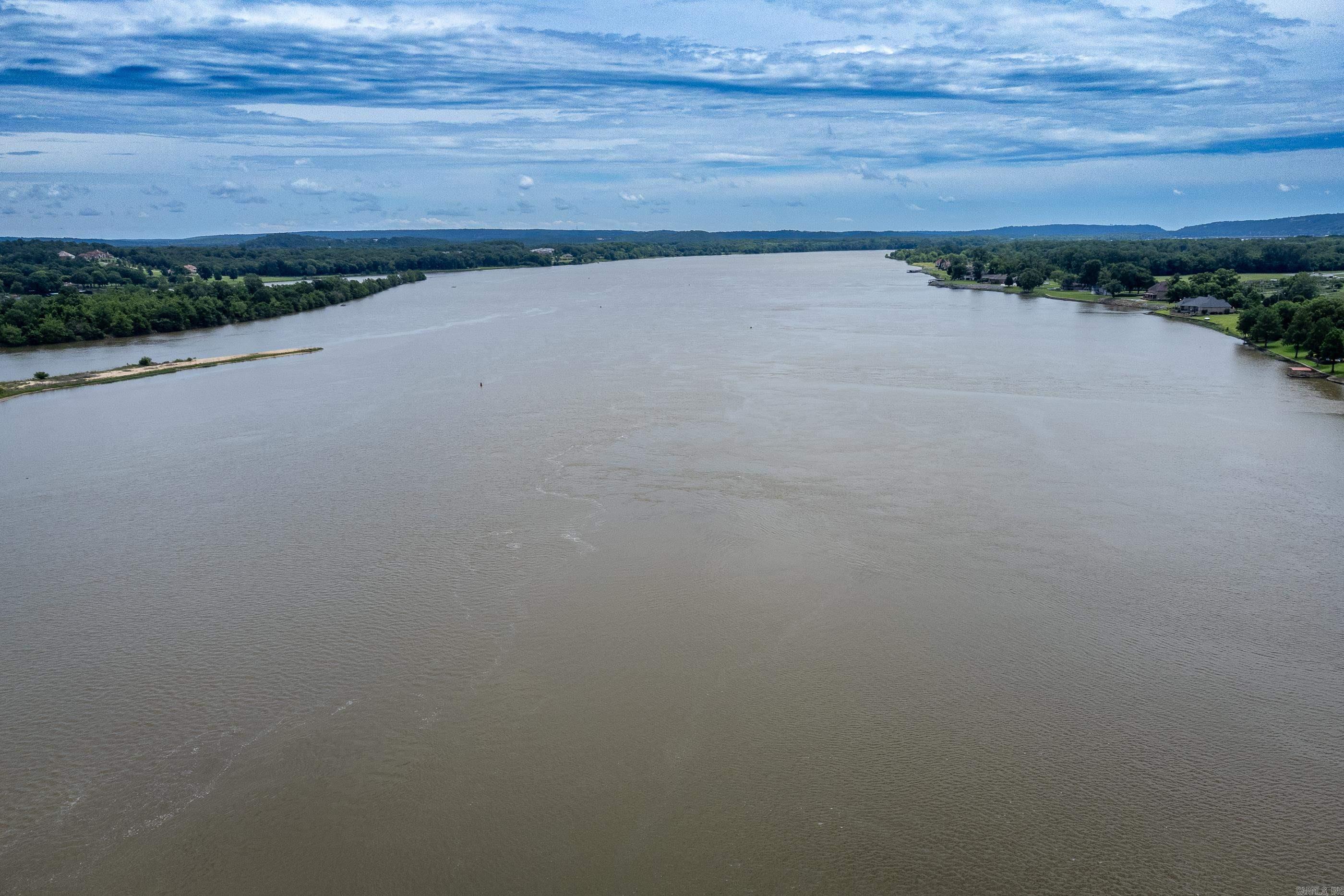 PINNACLE VALLEY - Residential