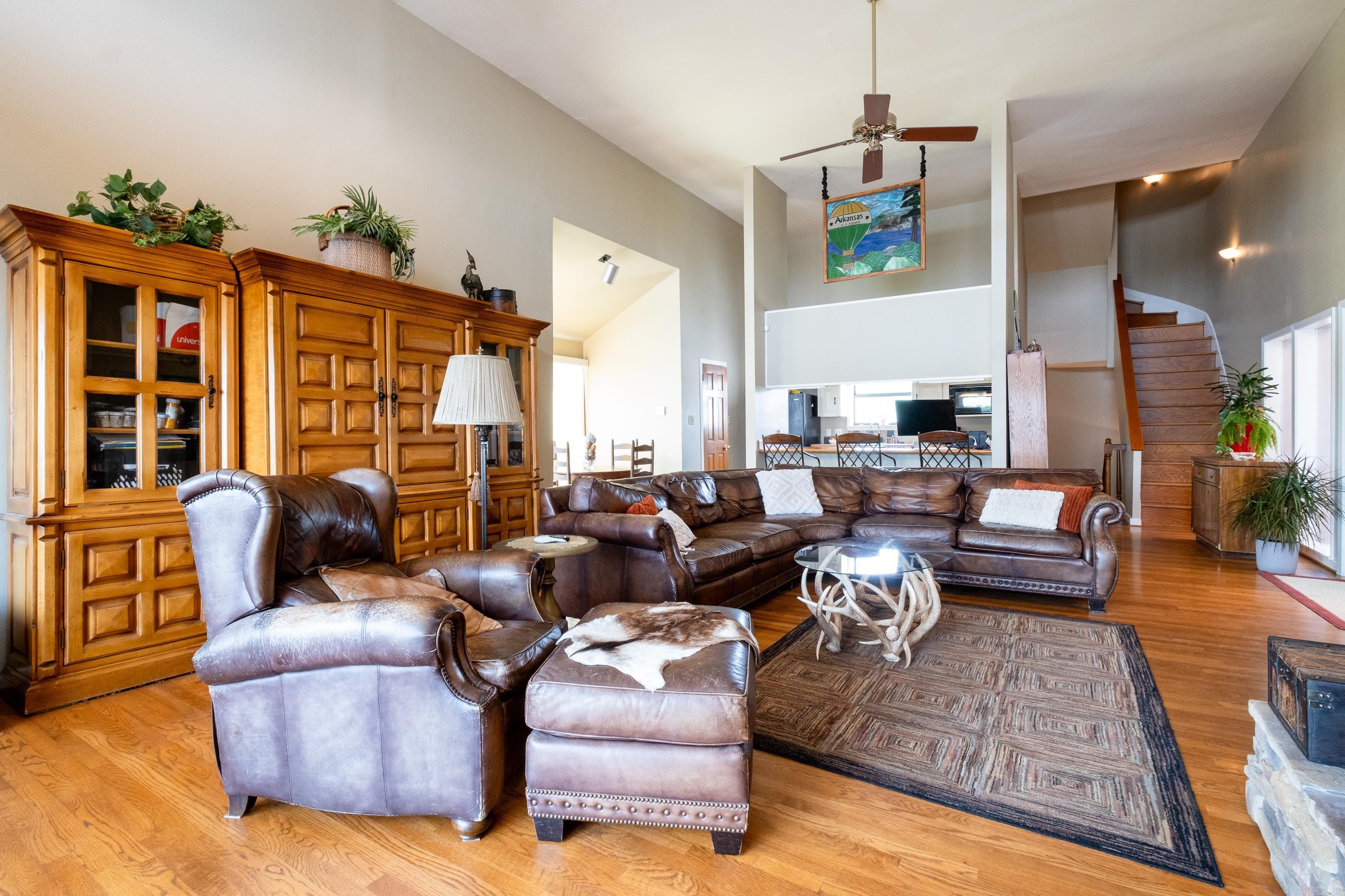 PINNACLE VALLEY - Residential