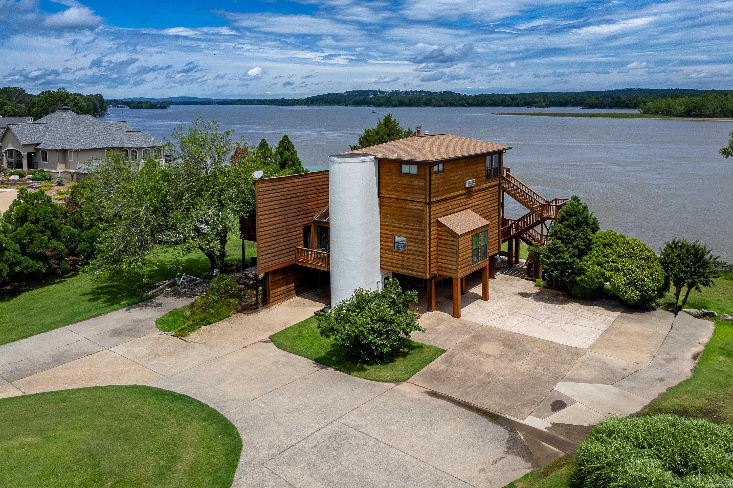 PINNACLE VALLEY - Residential