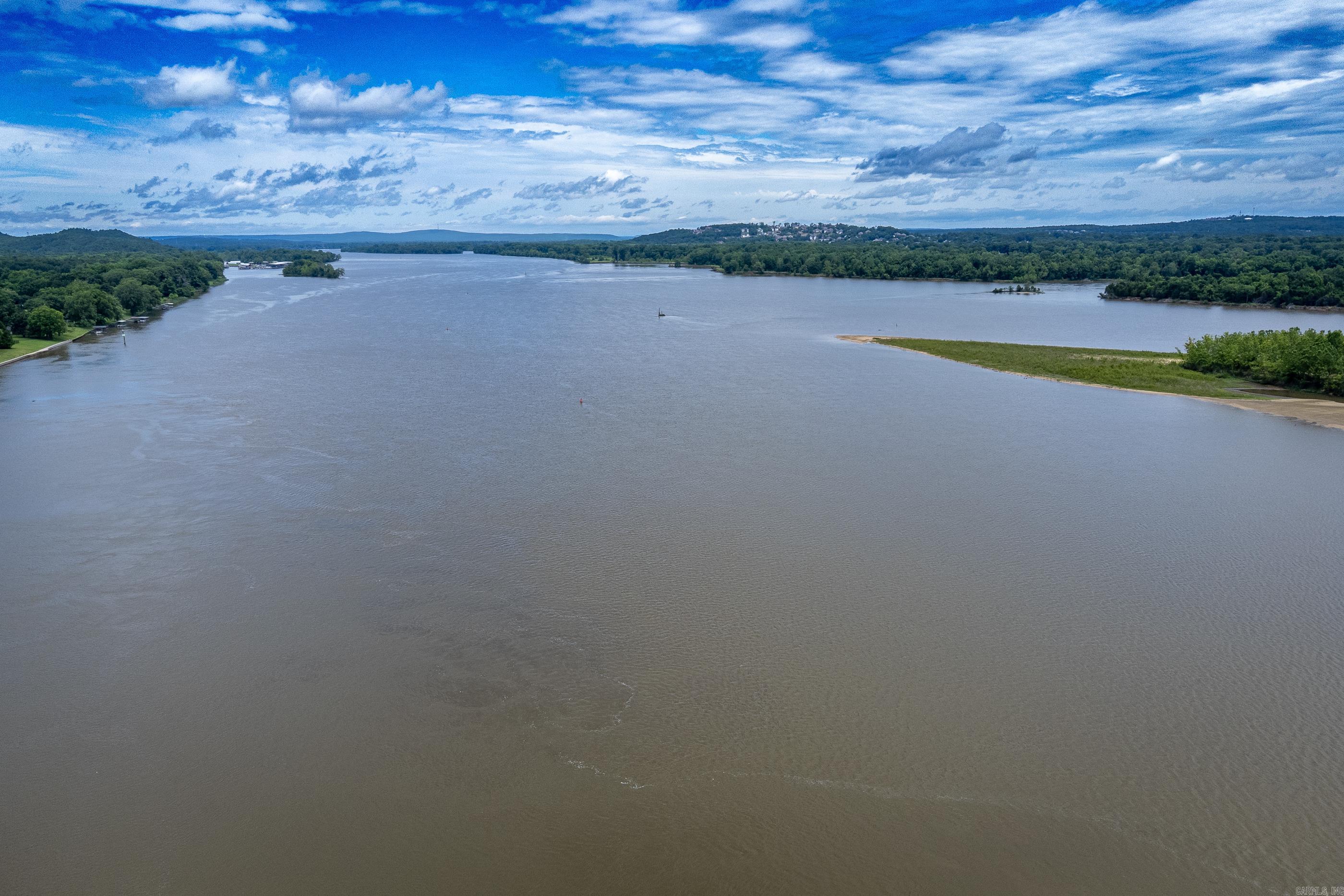 PINNACLE VALLEY - Residential