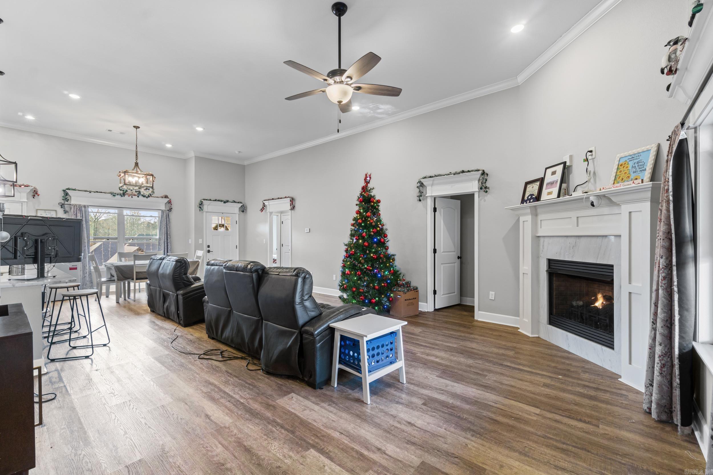 CREEKSIDE ADDN - Residential