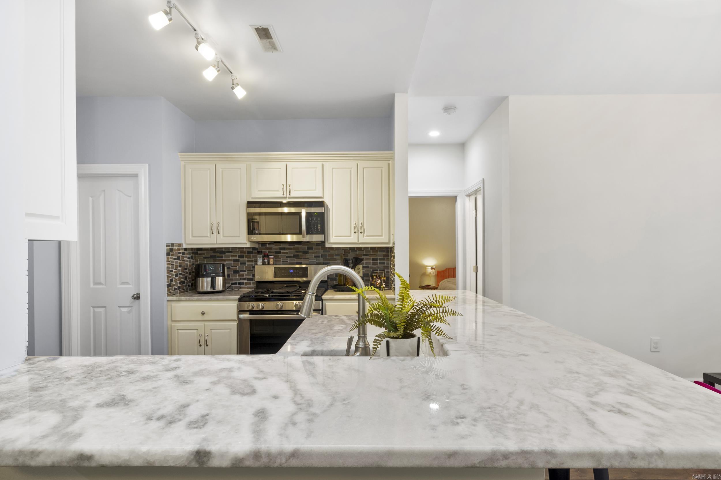 WYNNEWOOD ADDITION - Residential