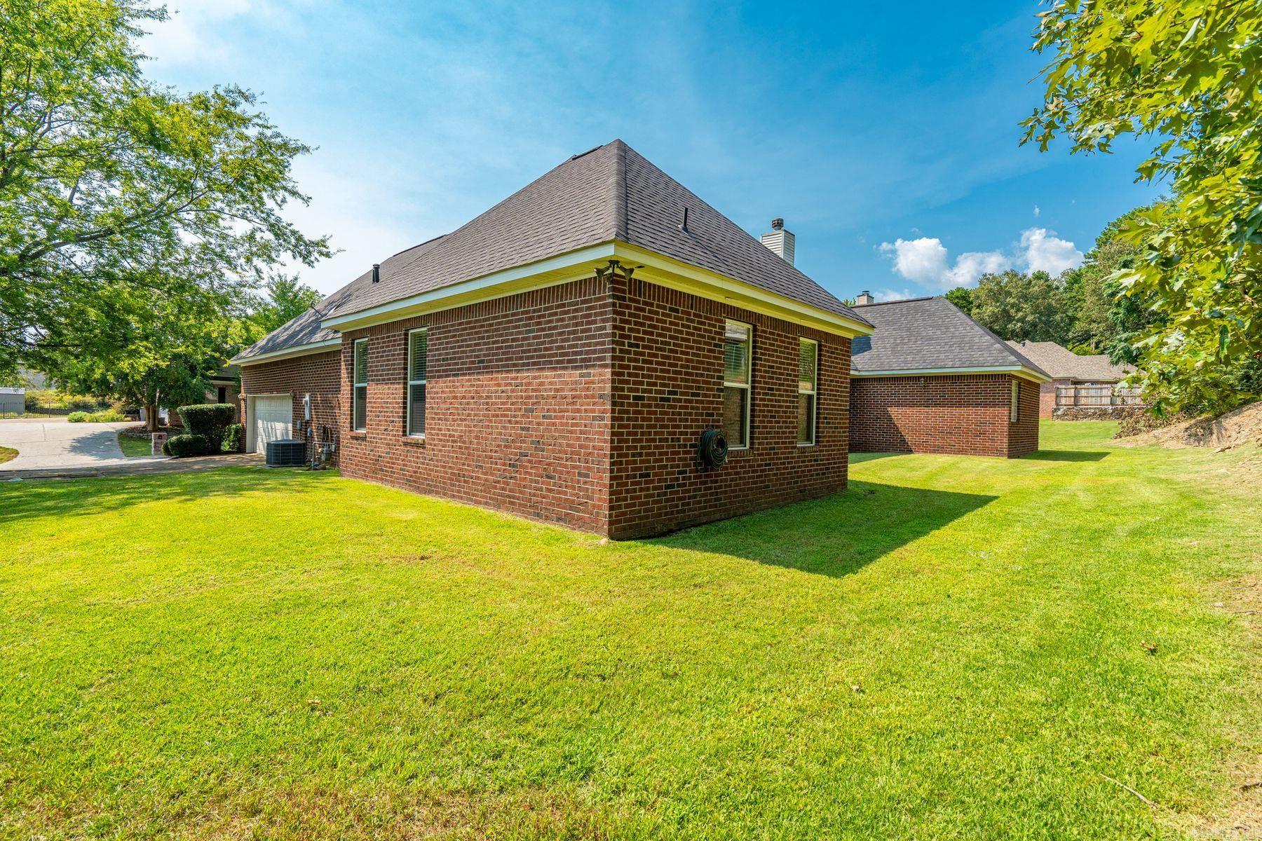 HILLS, THE - Residential