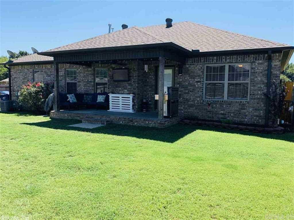 Churchill Downs - Residential Lease