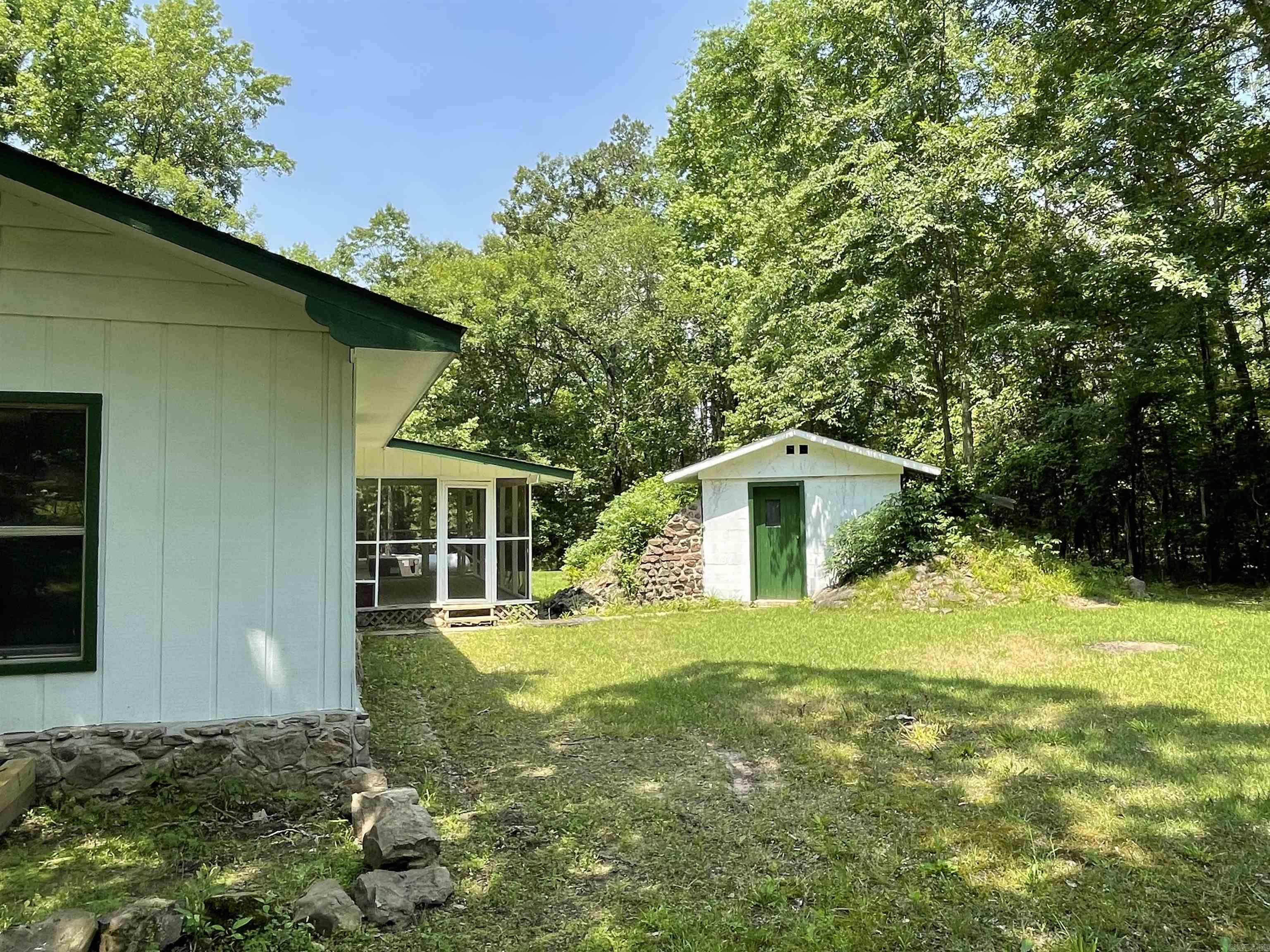 PINEY WOODS ESTATES - Residential