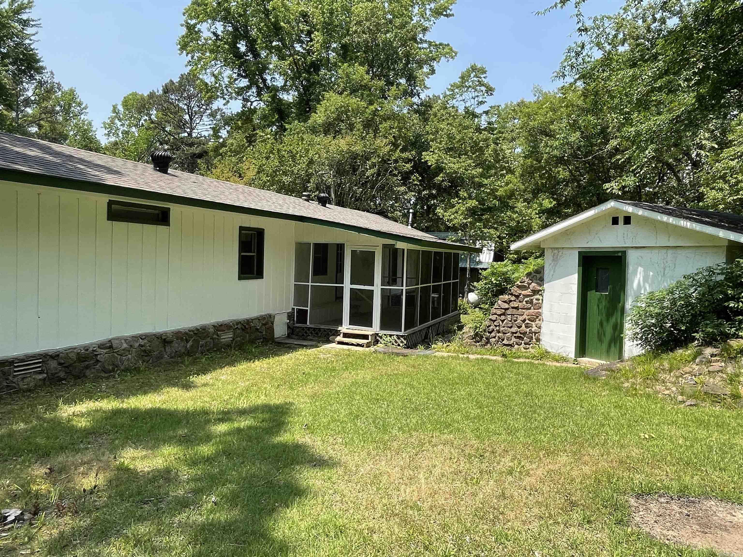 PINEY WOODS ESTATES - Residential