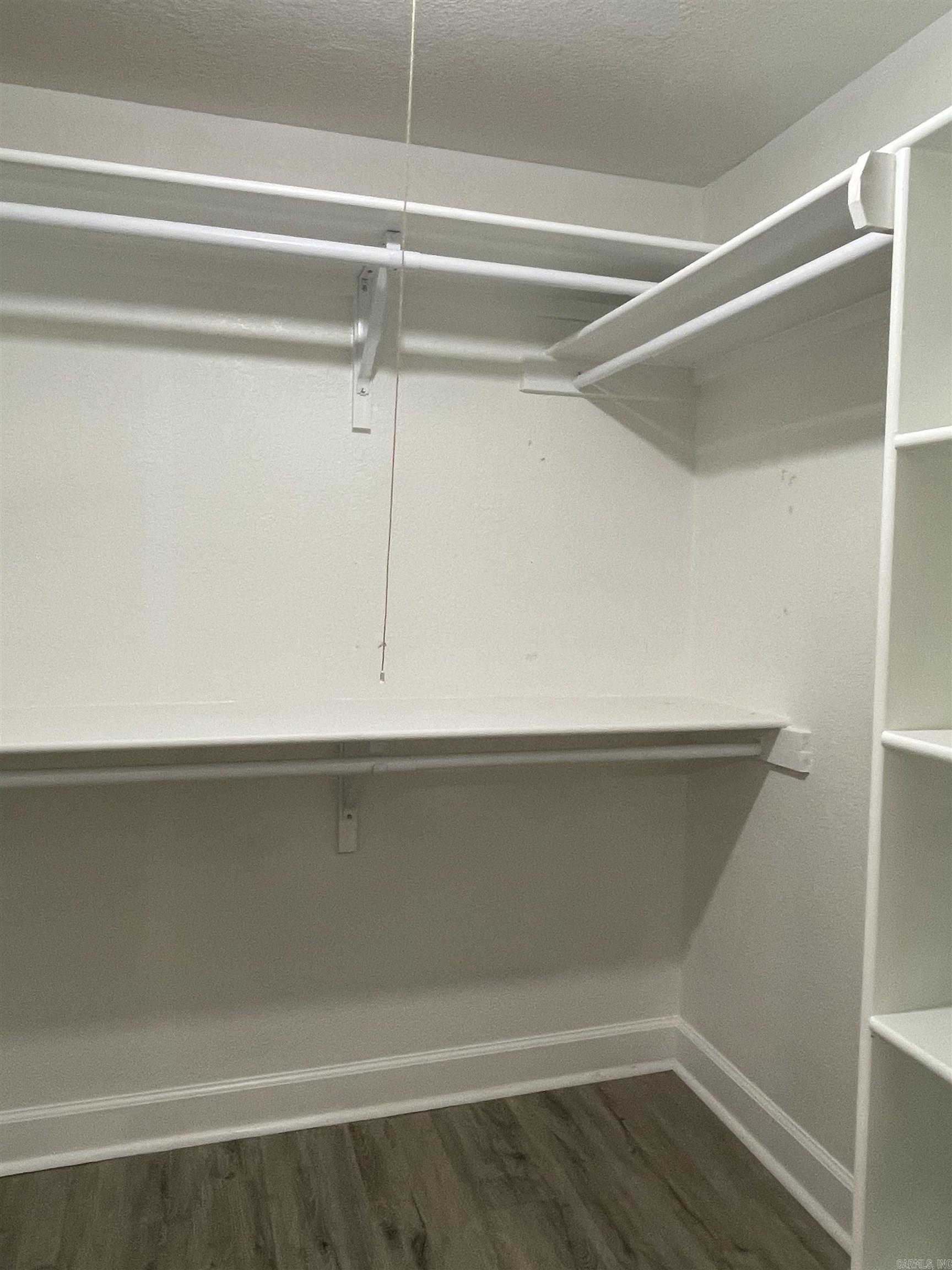 PINEY WOODS ESTATES - Residential