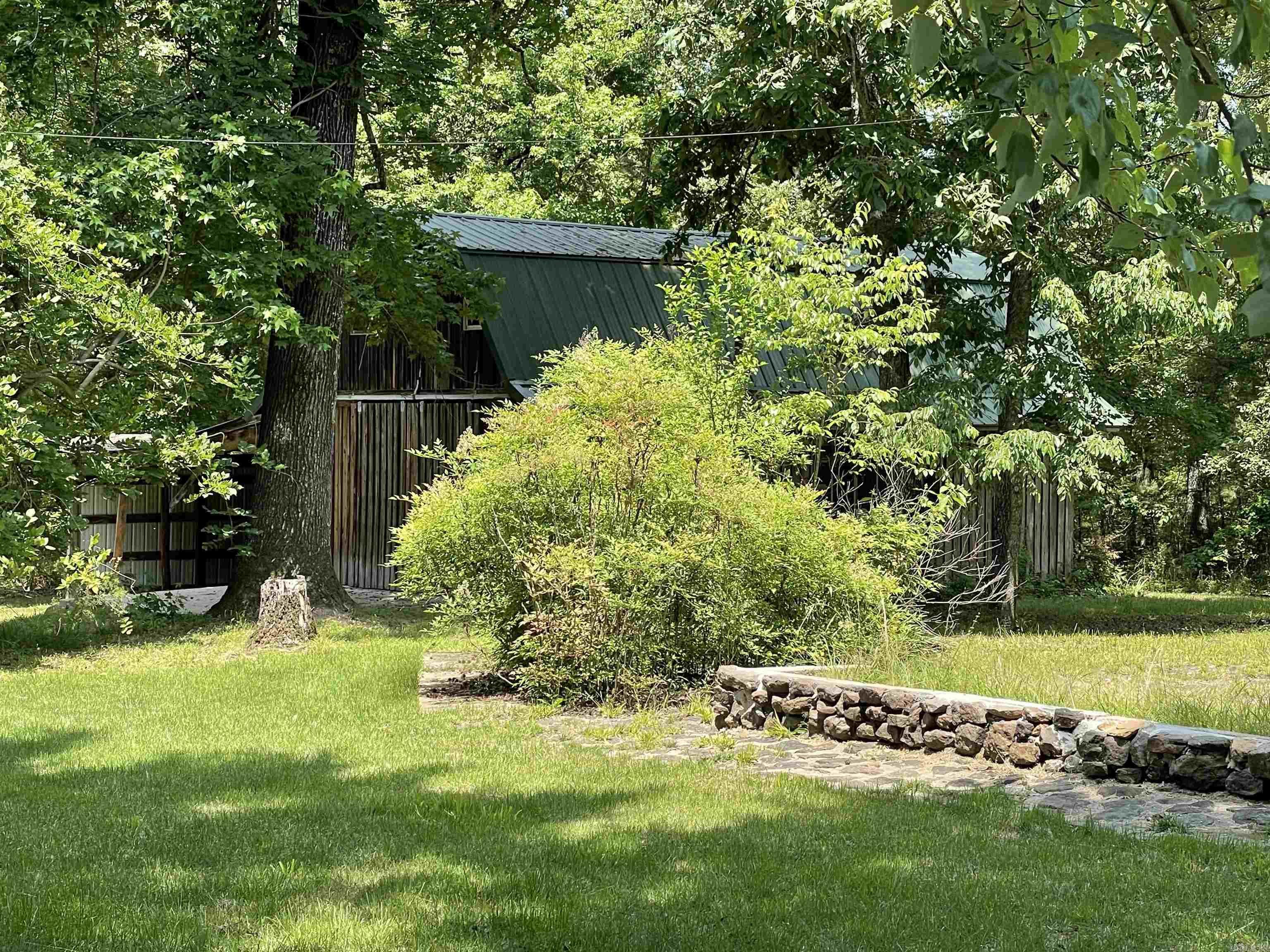 PINEY WOODS ESTATES - Residential