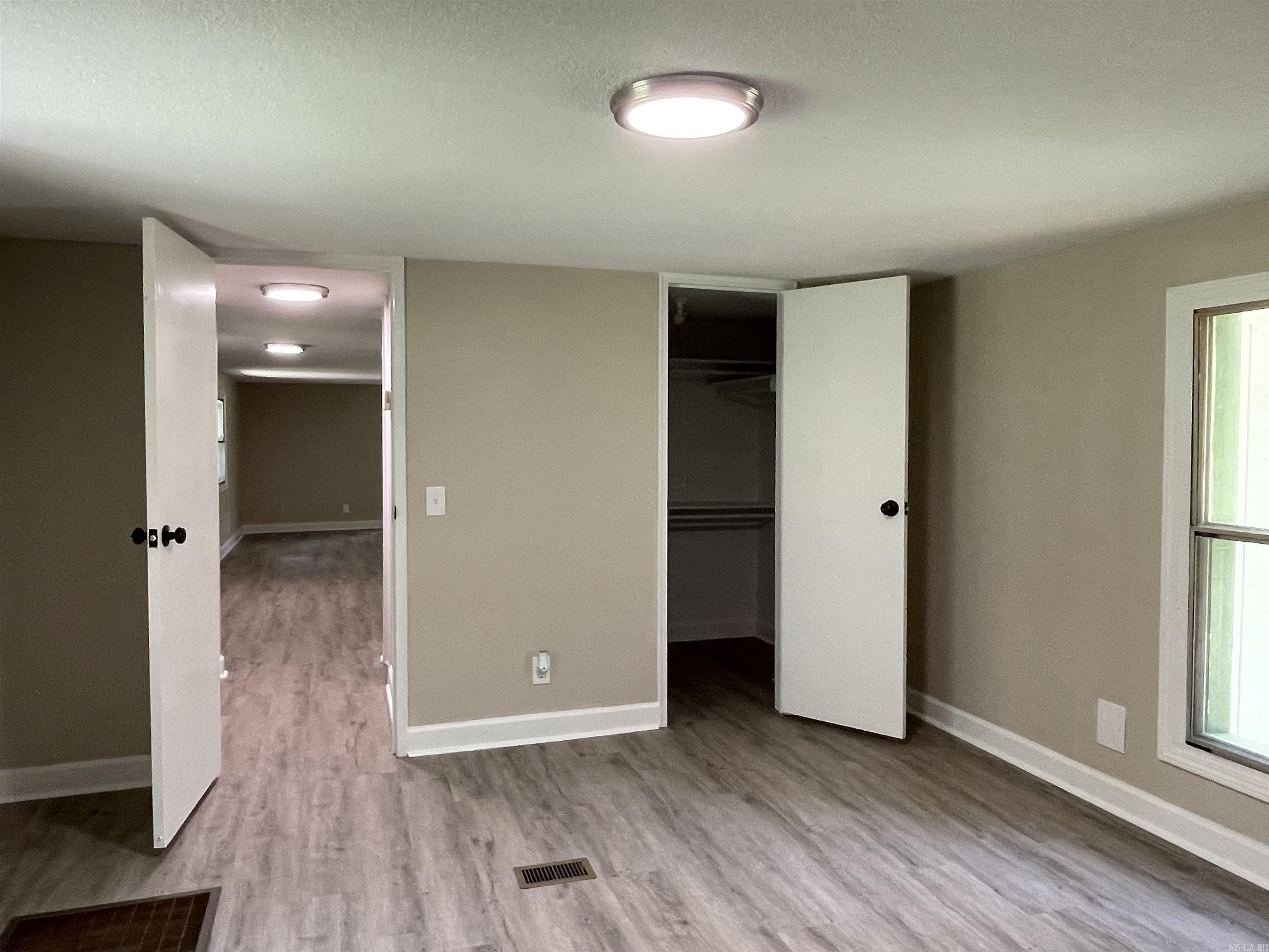 PINEY WOODS ESTATES - Residential