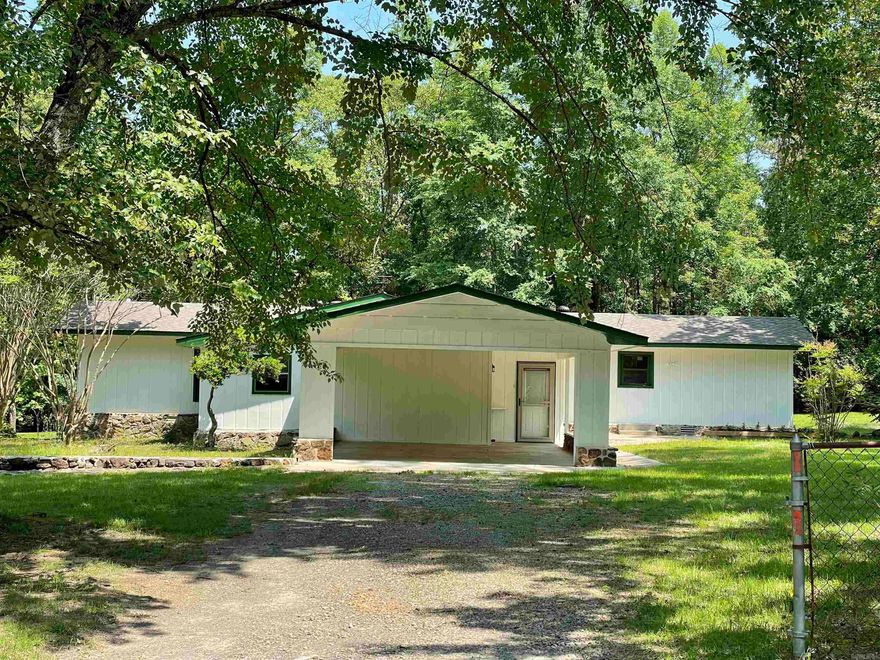 Quiet & Peaceful! Manufactured home has been added to & is sitting on a permanent foundation. Completely remolded & ready to move in. Just a few minuets to Sugar Loaf Marina & Park. Large out-building for Toys, Boat or back to a chicken house for daily fresh eggs or Fried Chicken any time you get hungry. Would also make an Excellent VRBO. This is a Must See!!