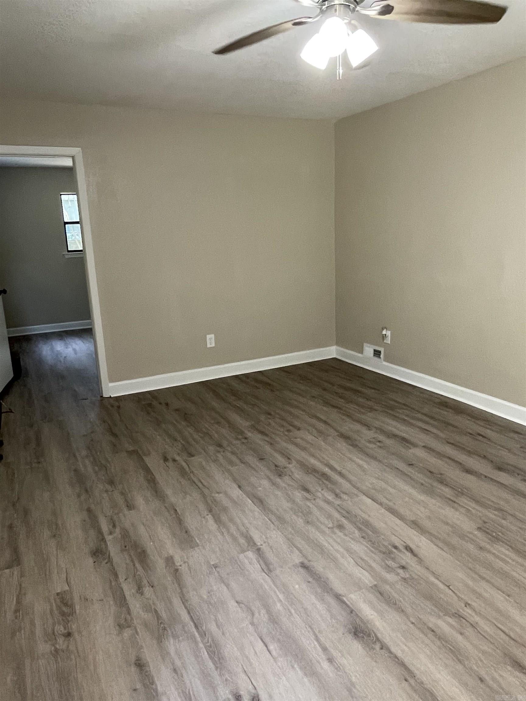 PINEY WOODS ESTATES - Residential