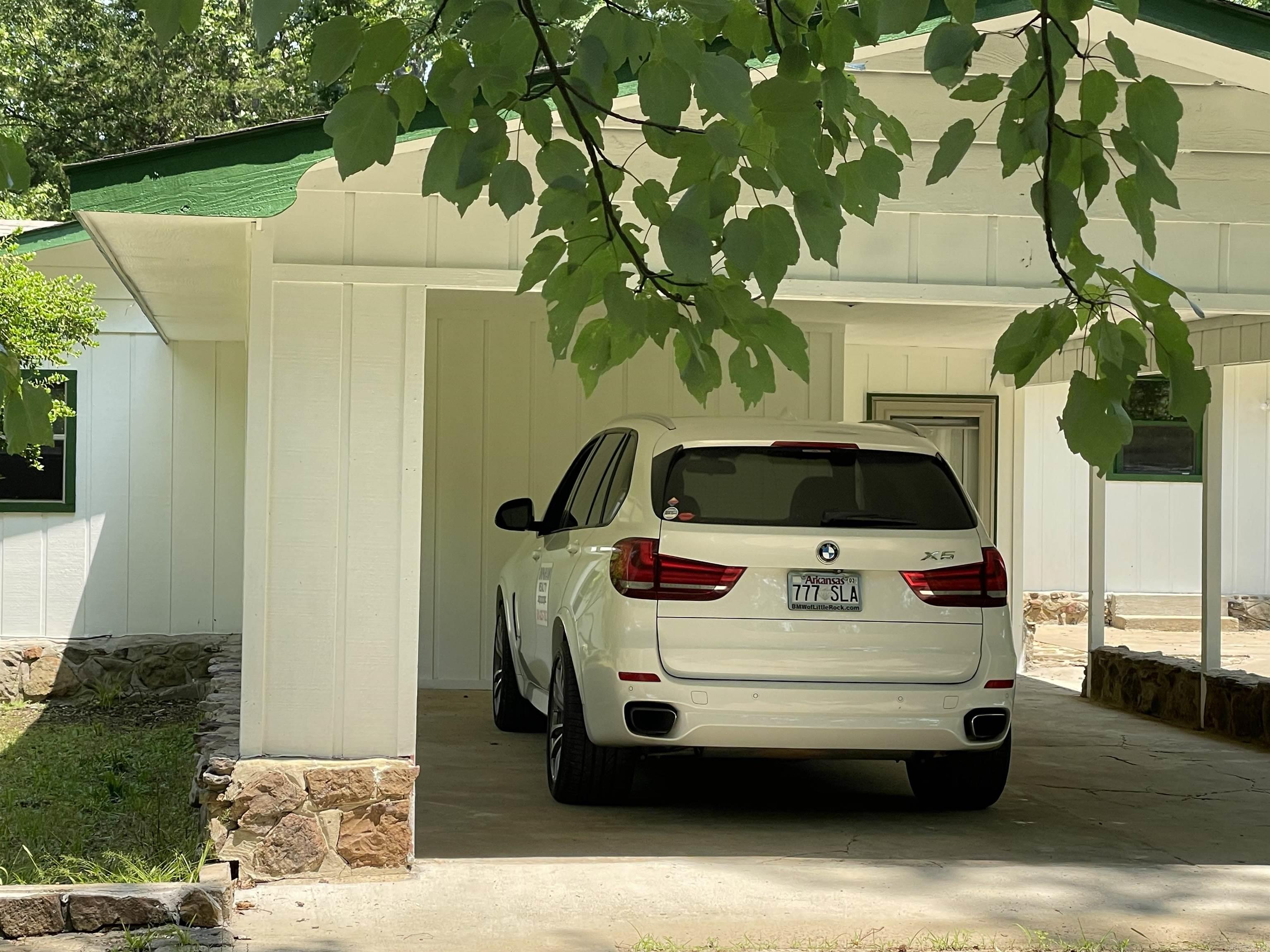 PINEY WOODS ESTATES - Residential