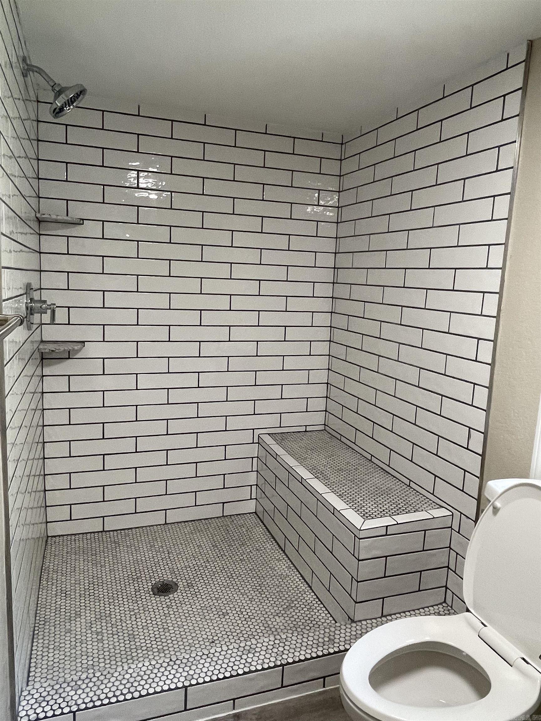 PINEY WOODS ESTATES - Residential