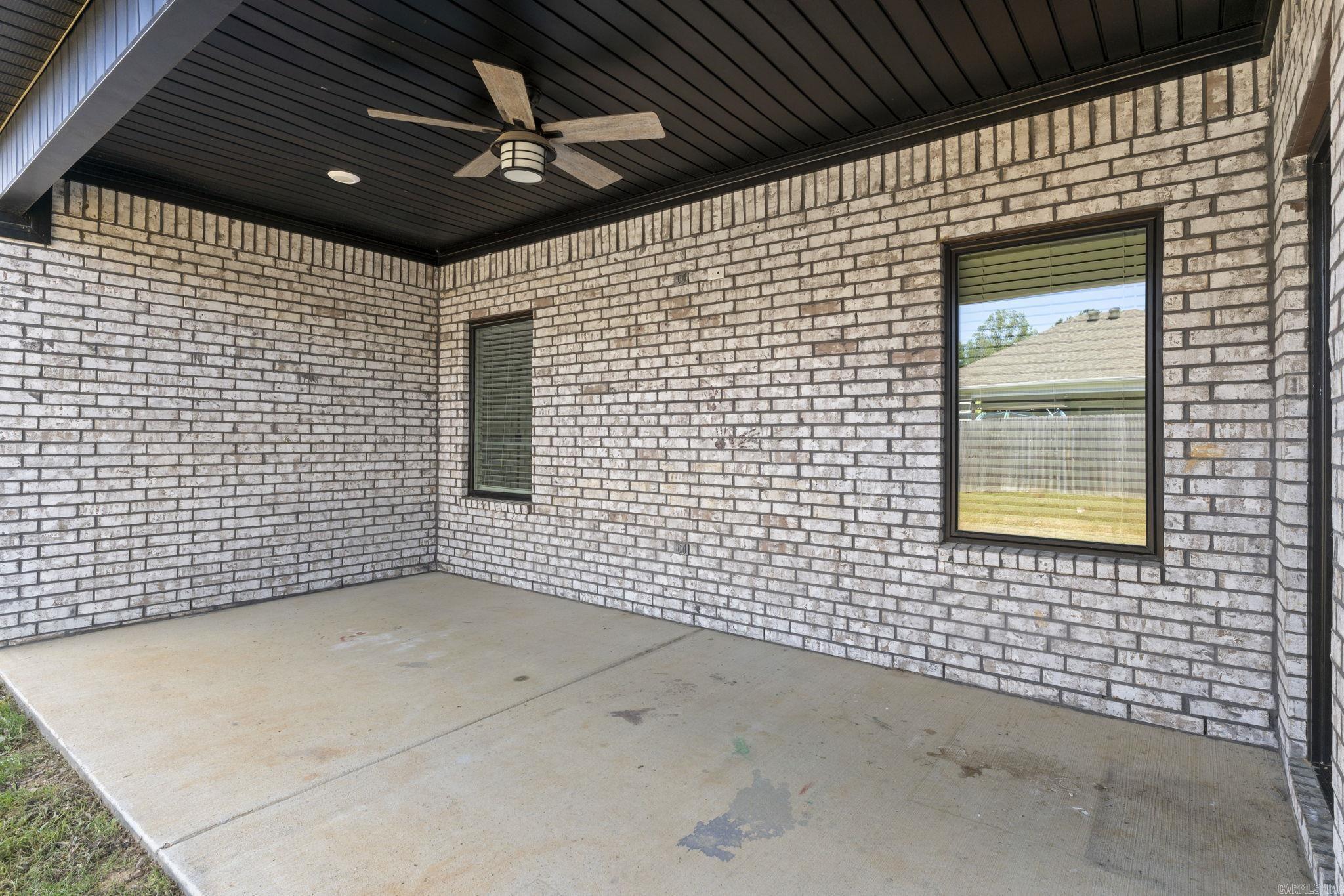 NORTHSHORE RIDGE - Residential
