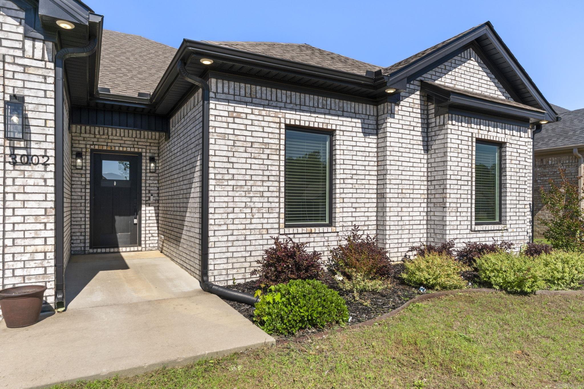 NORTHSHORE RIDGE - Residential