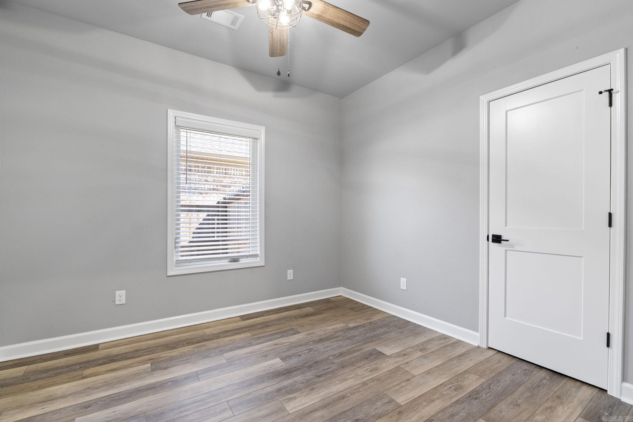 NORTHSHORE RIDGE - Residential