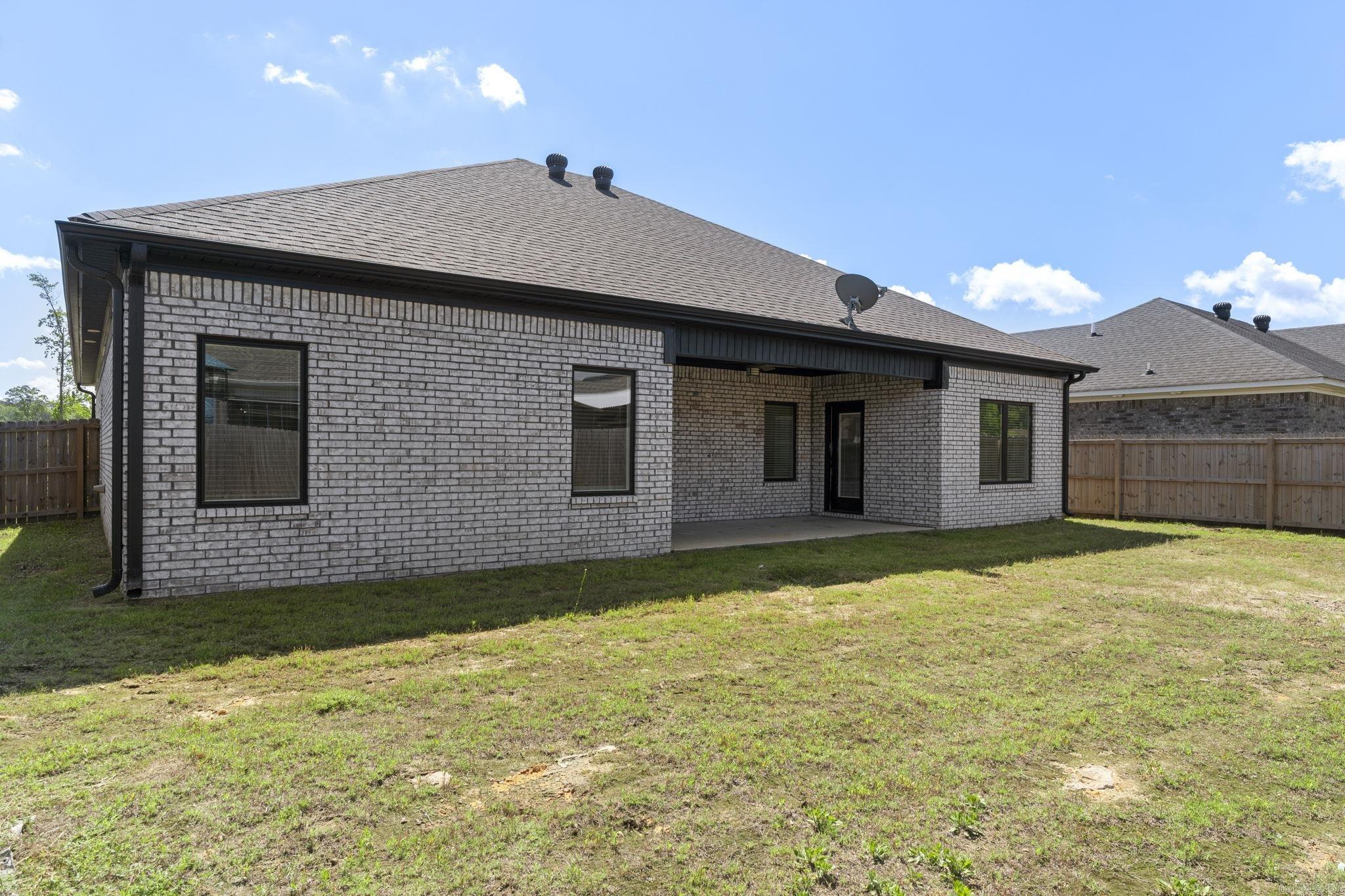 NORTHSHORE RIDGE - Residential