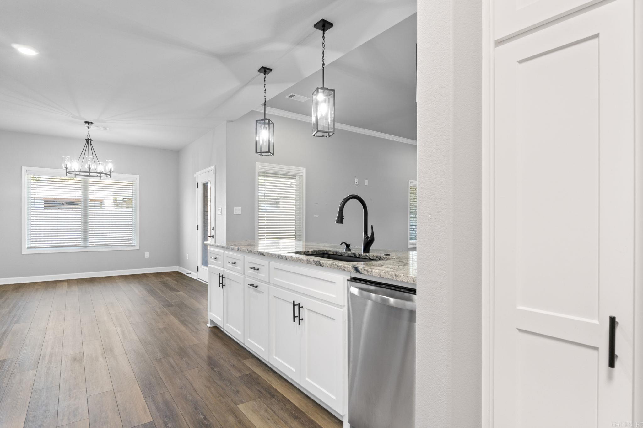 NORTHSHORE RIDGE - Residential