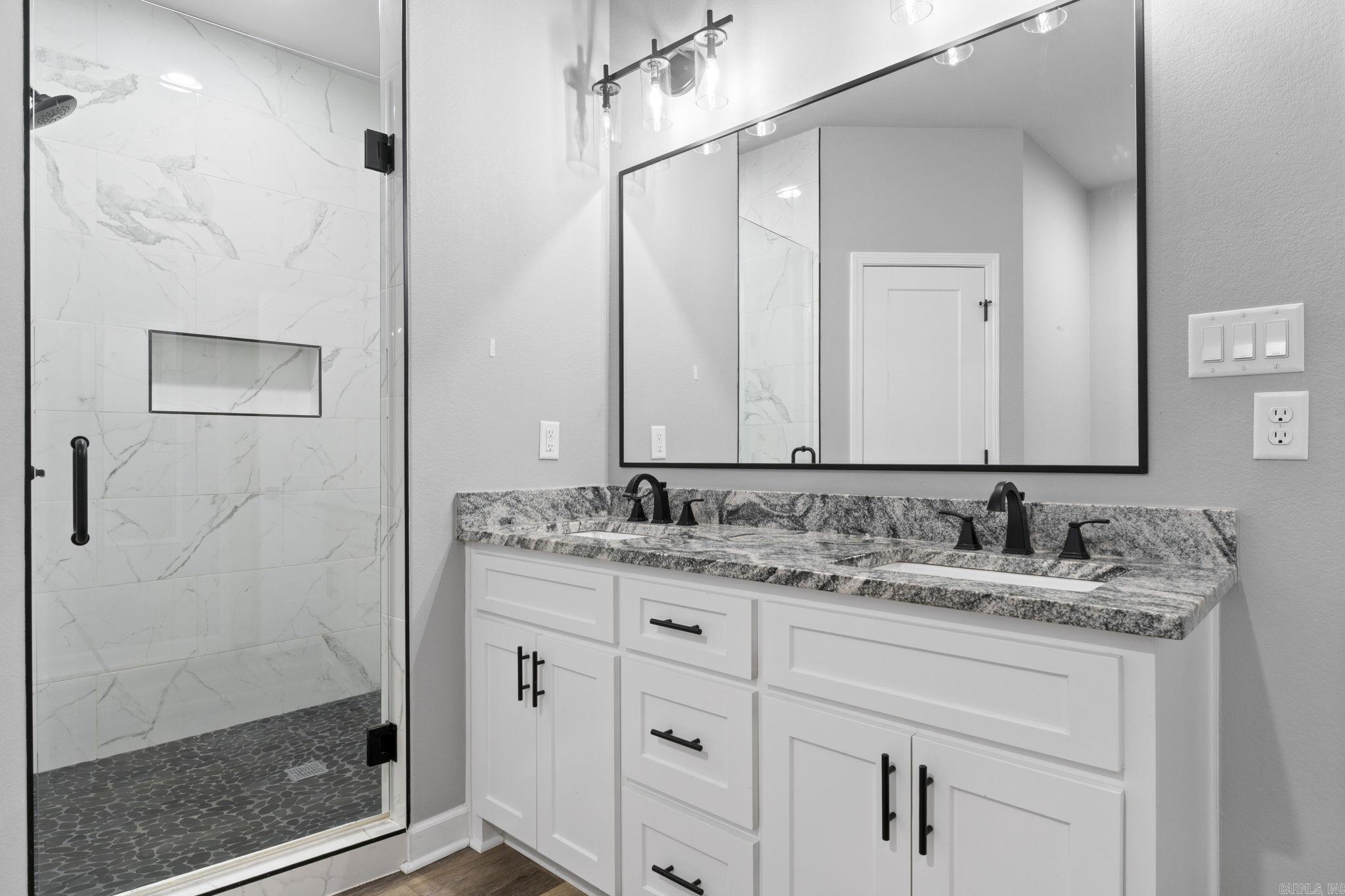 NORTHSHORE RIDGE - Residential