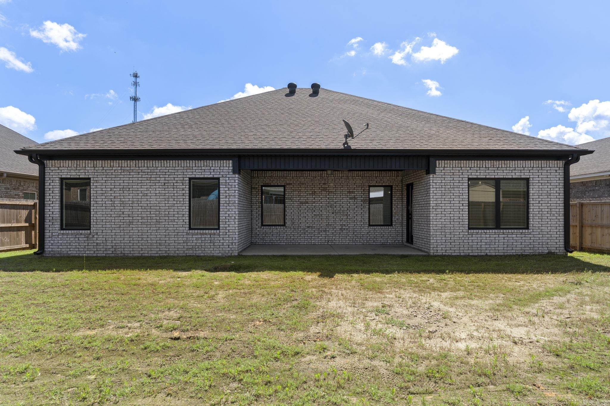 NORTHSHORE RIDGE - Residential