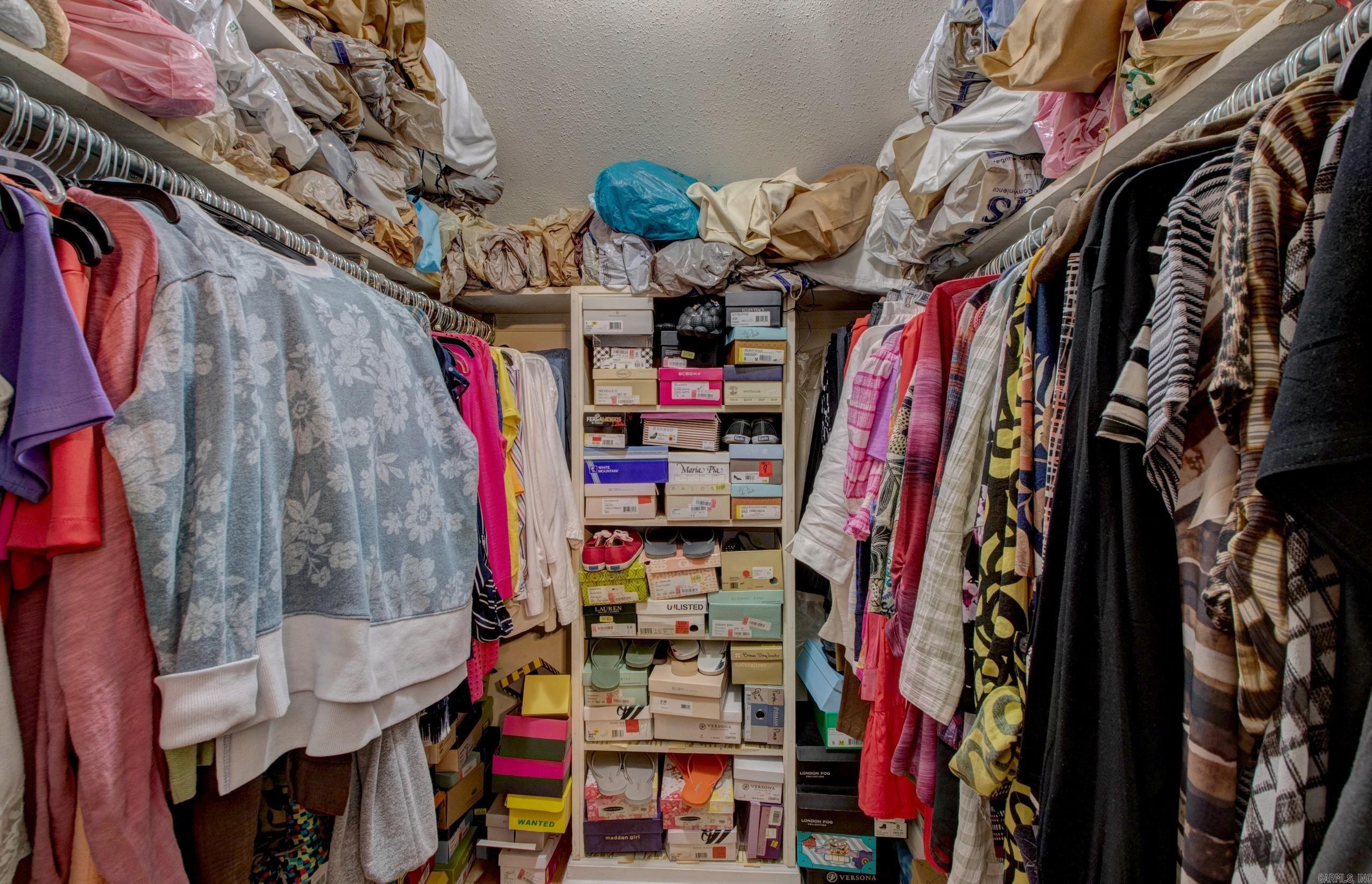 CAMPUS PLACE - Residential