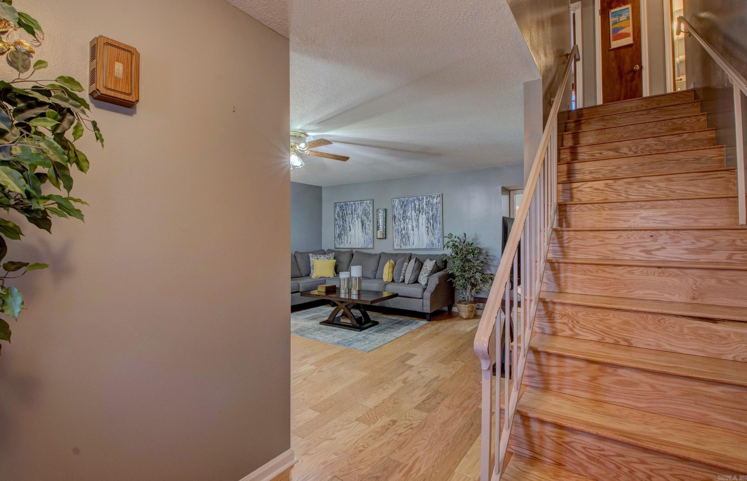 CAMPUS PLACE - Residential