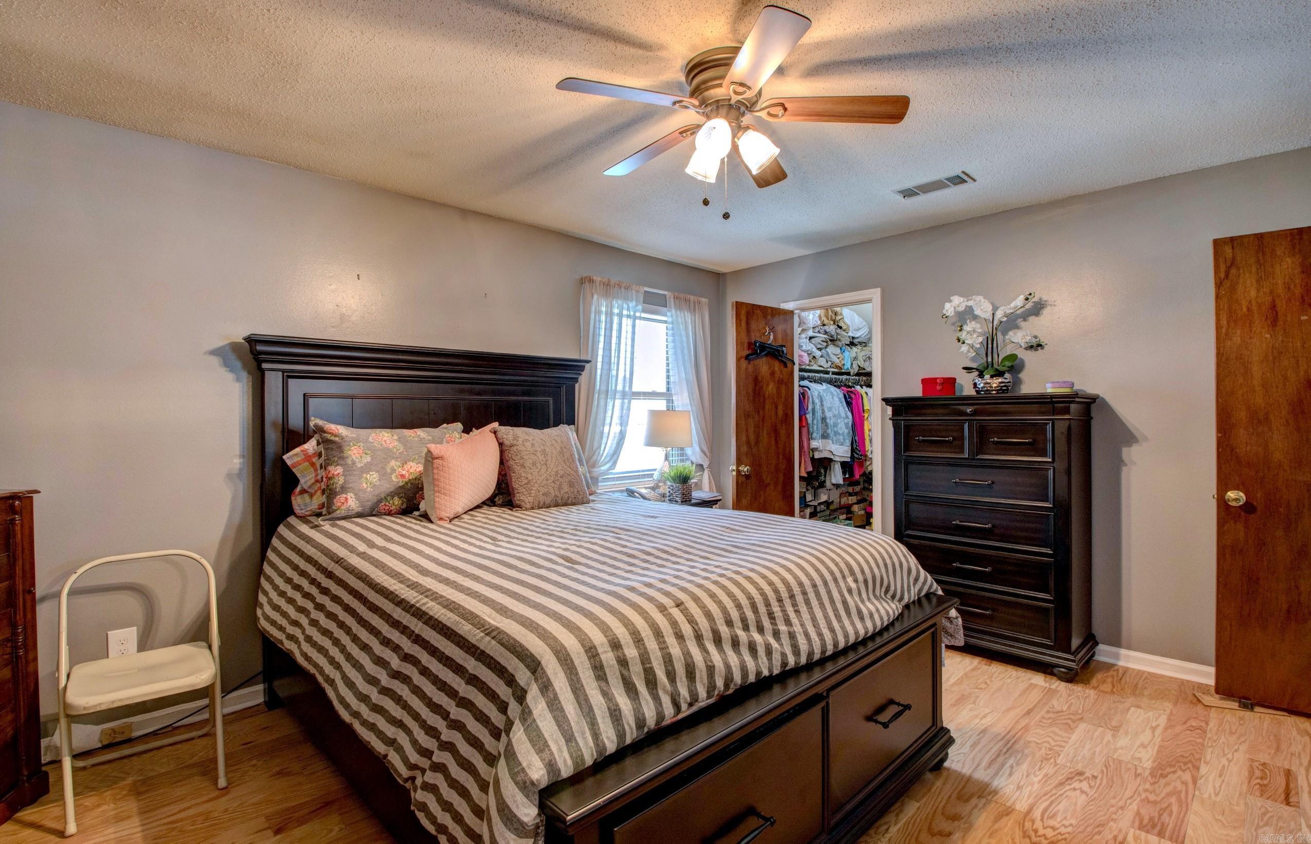 CAMPUS PLACE - Residential