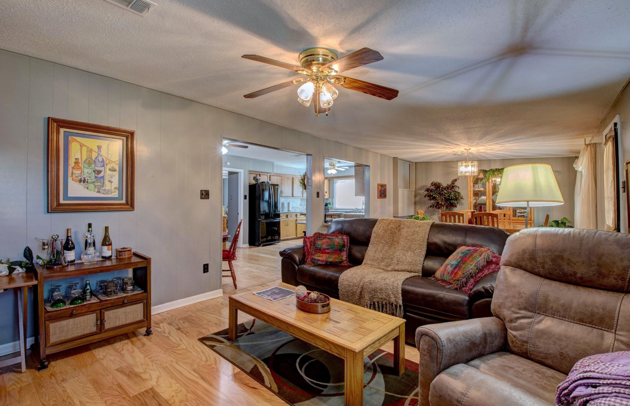 CAMPUS PLACE - Residential