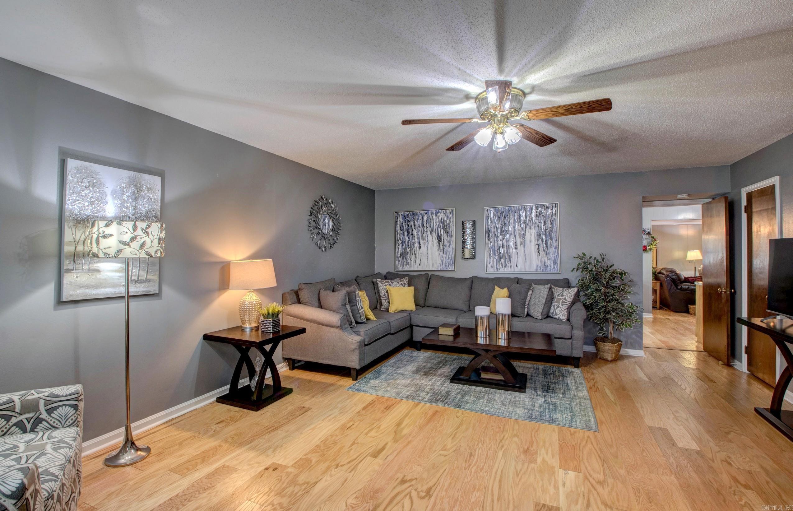 CAMPUS PLACE - Residential