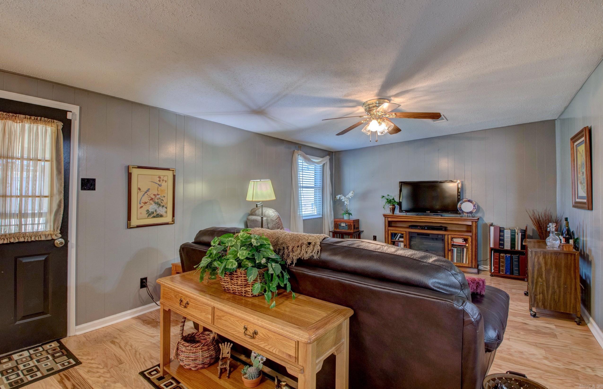 CAMPUS PLACE - Residential